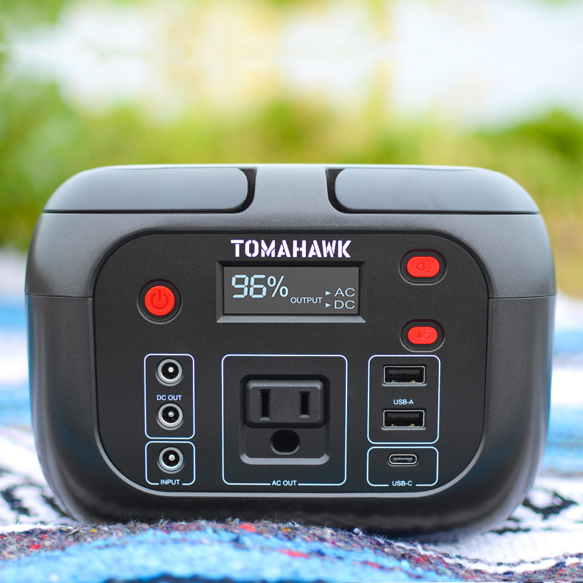 Tomahawk Power TPB200 Solar-Generators - View #3