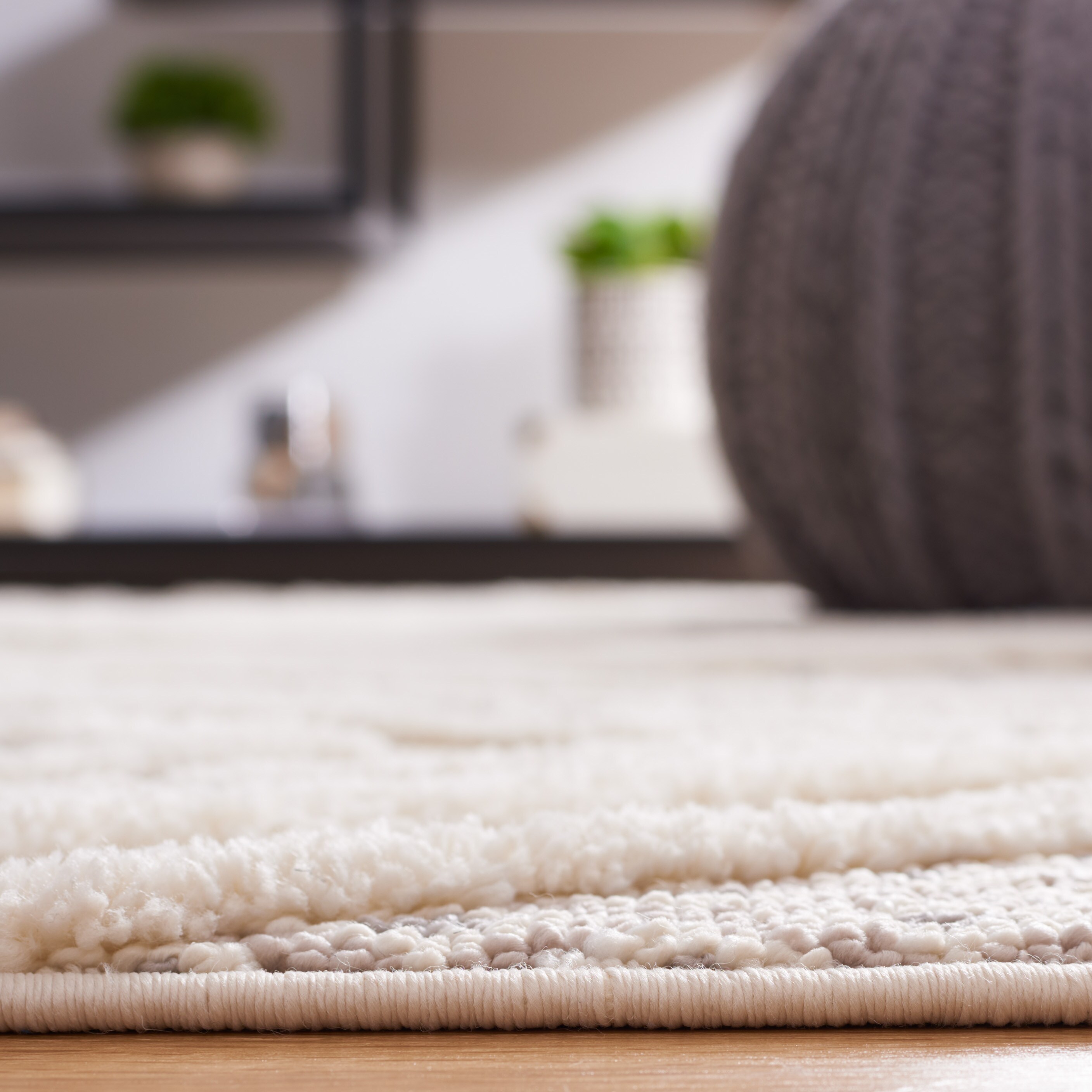 Safavieh URB202F-7SQ rugs - View #4