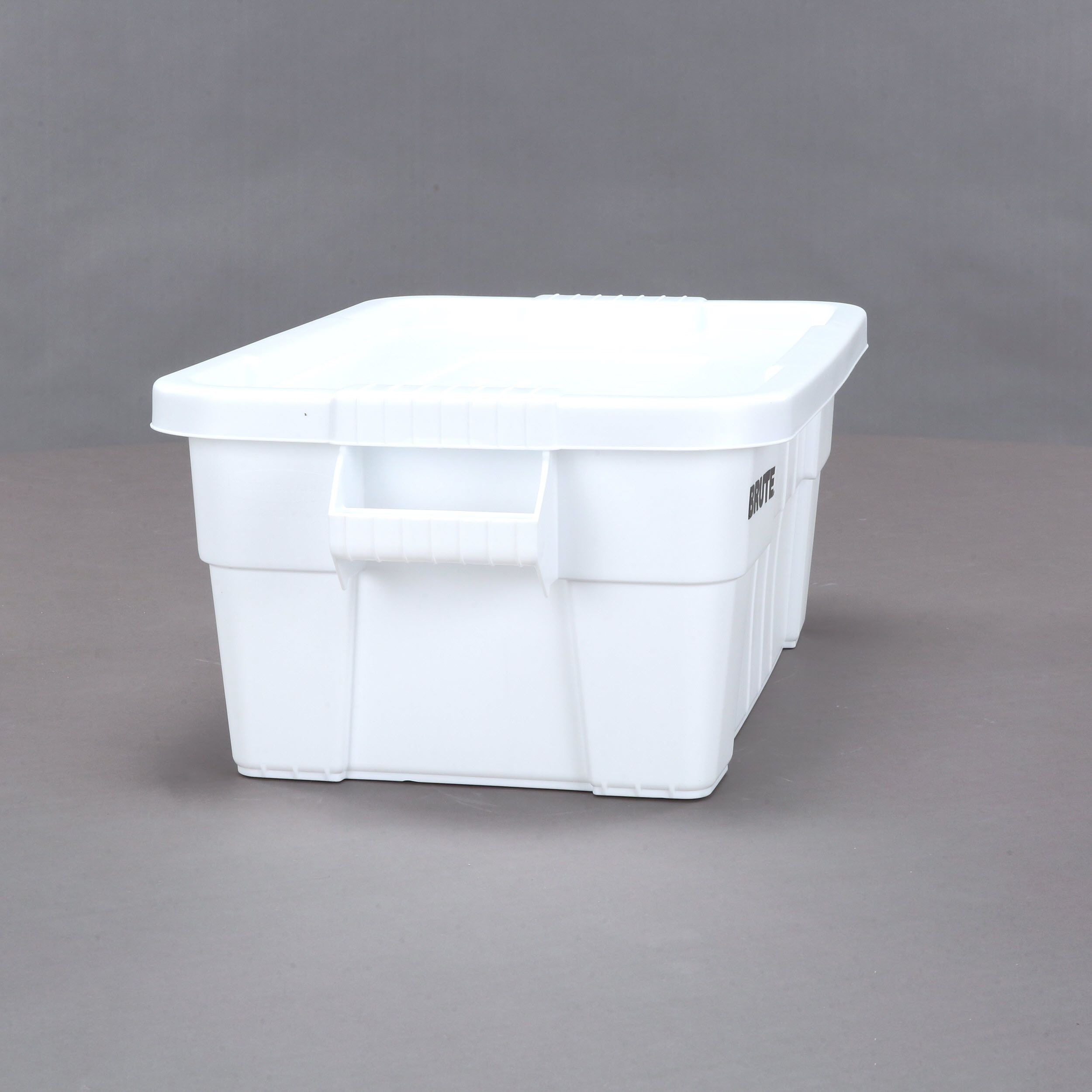 FG9S3000WHT White 14-Gallon Rubbermaid Commercial Products BRUTE Tote Storage Container with Lid 