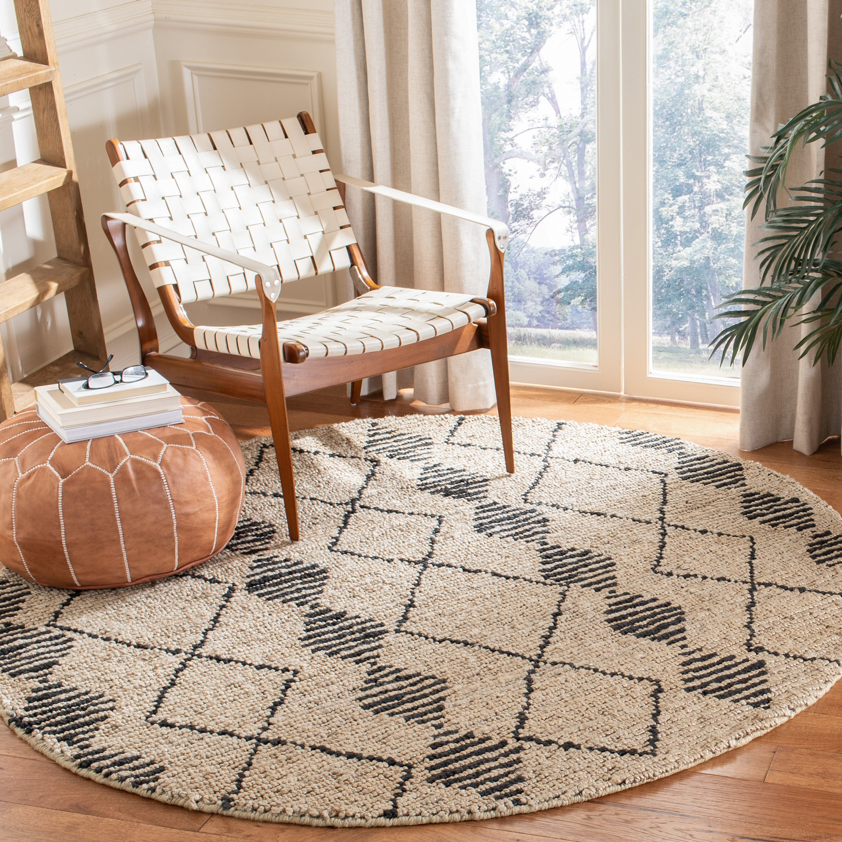 Safavieh Bohemian 703 Beige/Black Bohemian 6ft x 6ft Round Rug in the ...