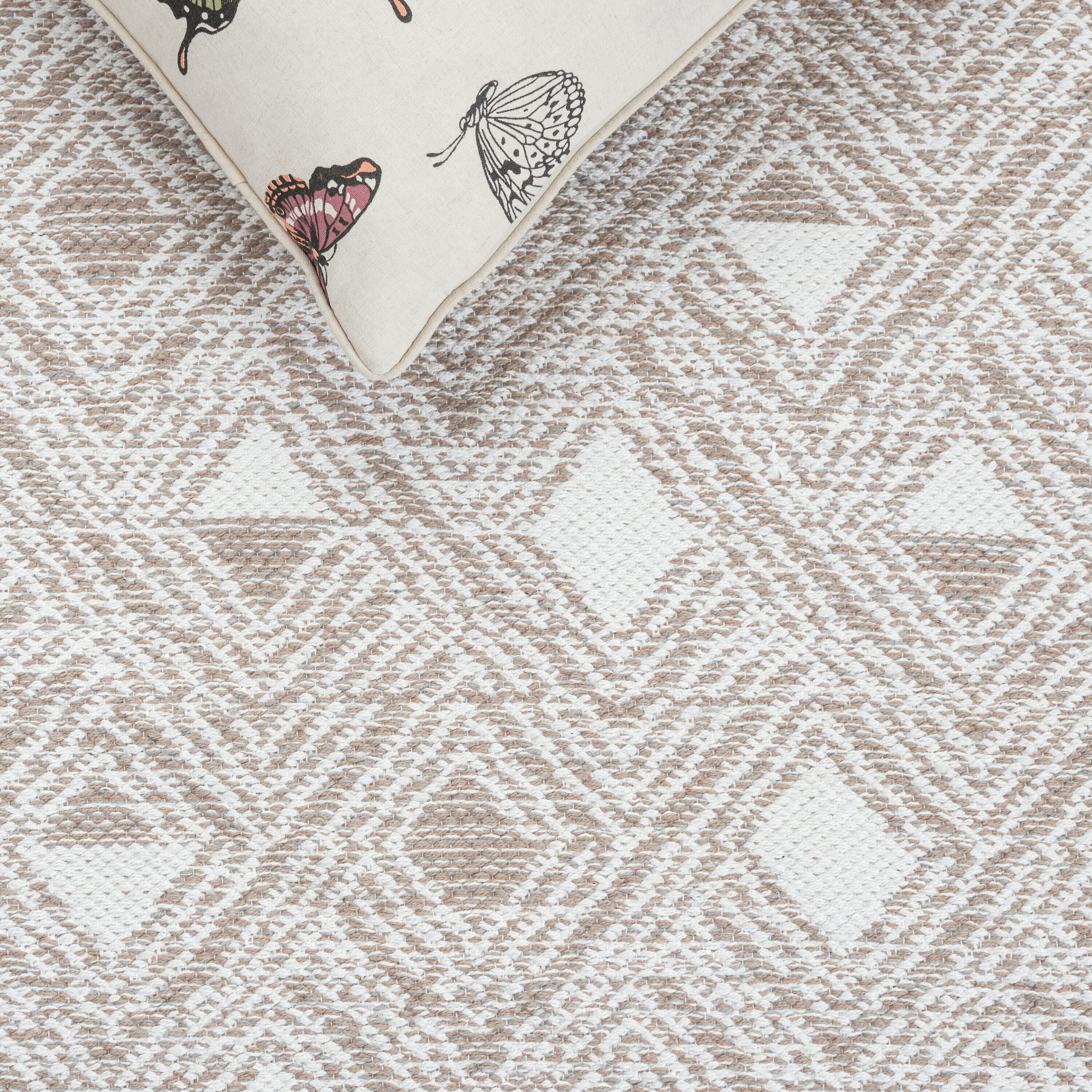 Safavieh MTK614R-27 rugs - View #5