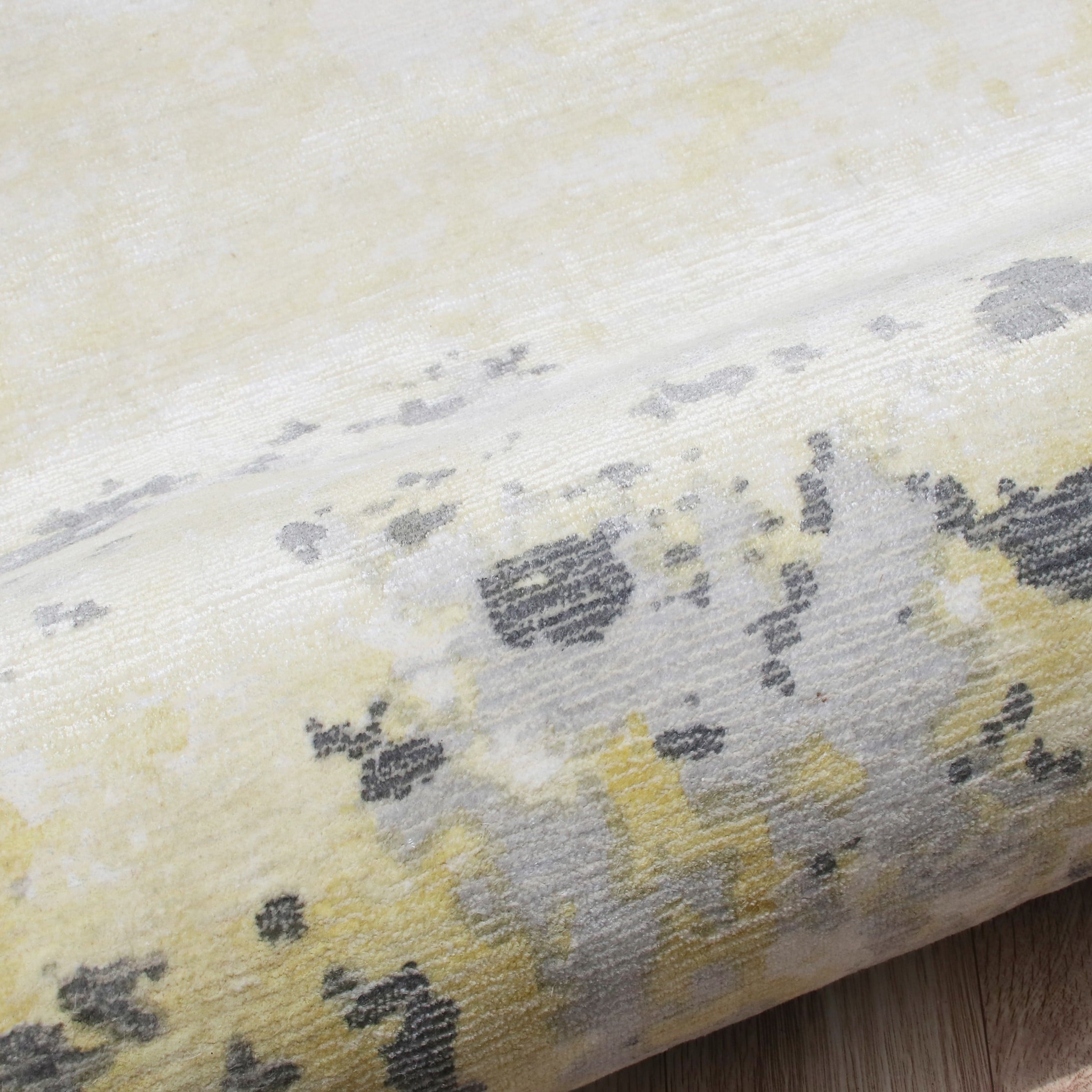 LR Home 2976A0084934J8 rugs - View #4