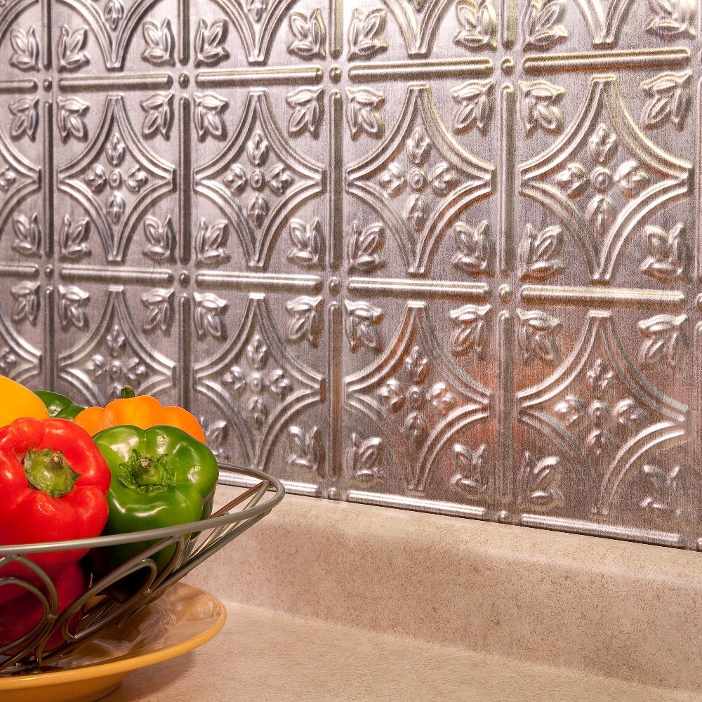 Fasade Traditional 1 18.5-in x 24.5-in Cross Hatch Silver Backsplash ...