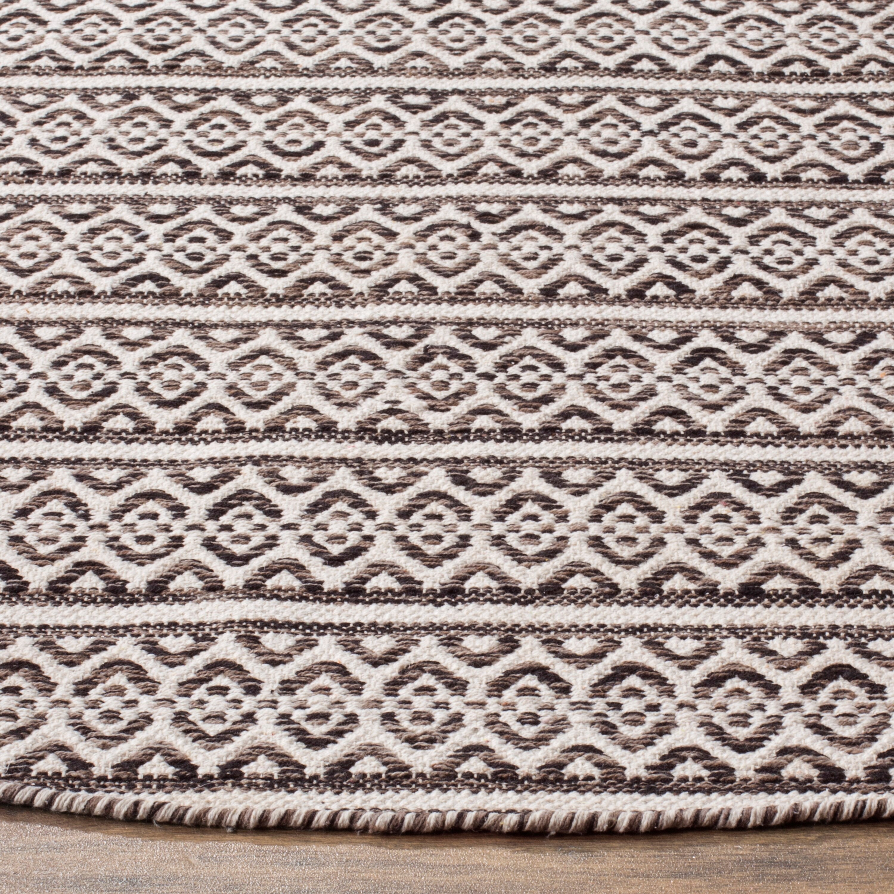 Safavieh MTK341D-4R rugs - View #3