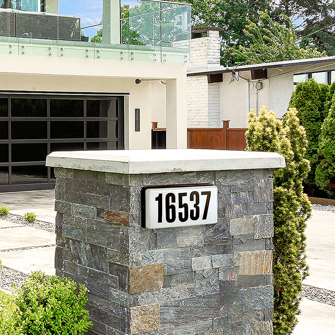 Designers Fountain 31310-BK Address Light 5-in Black Number pack