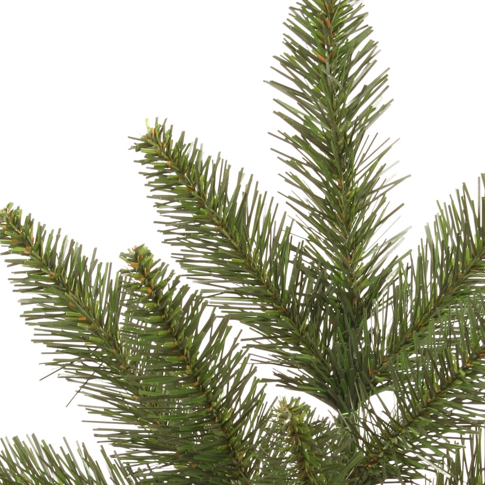 Vickerman A861005-4 Artificial-Christmas-Wreaths - View #3