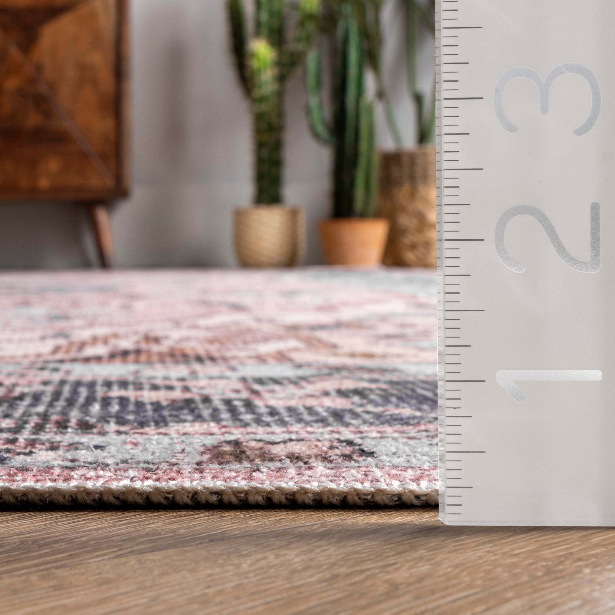 Gray and Pink Square Synthetic Medallion Area Rug, 6'