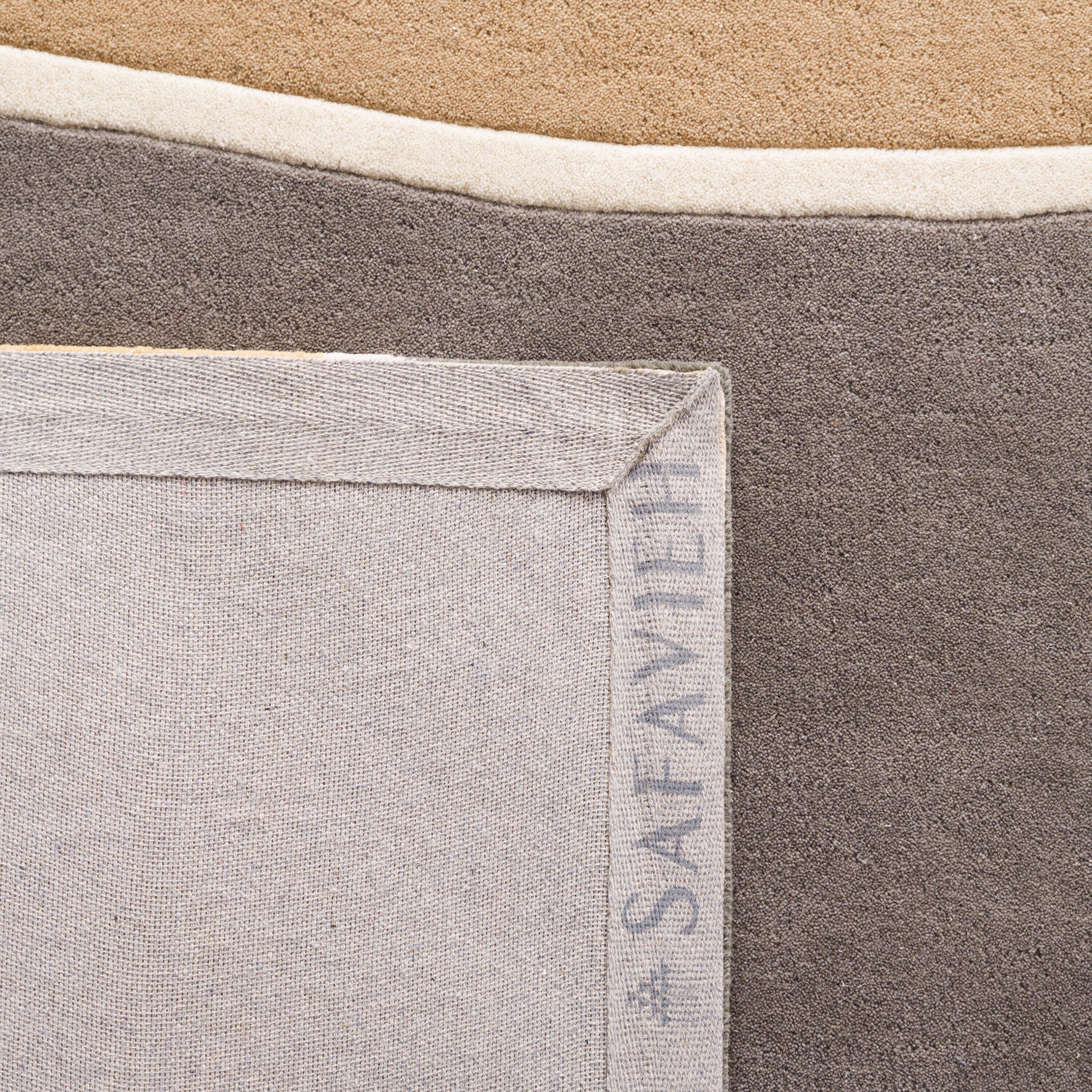 Safavieh SOH337A-28 rugs - View #3