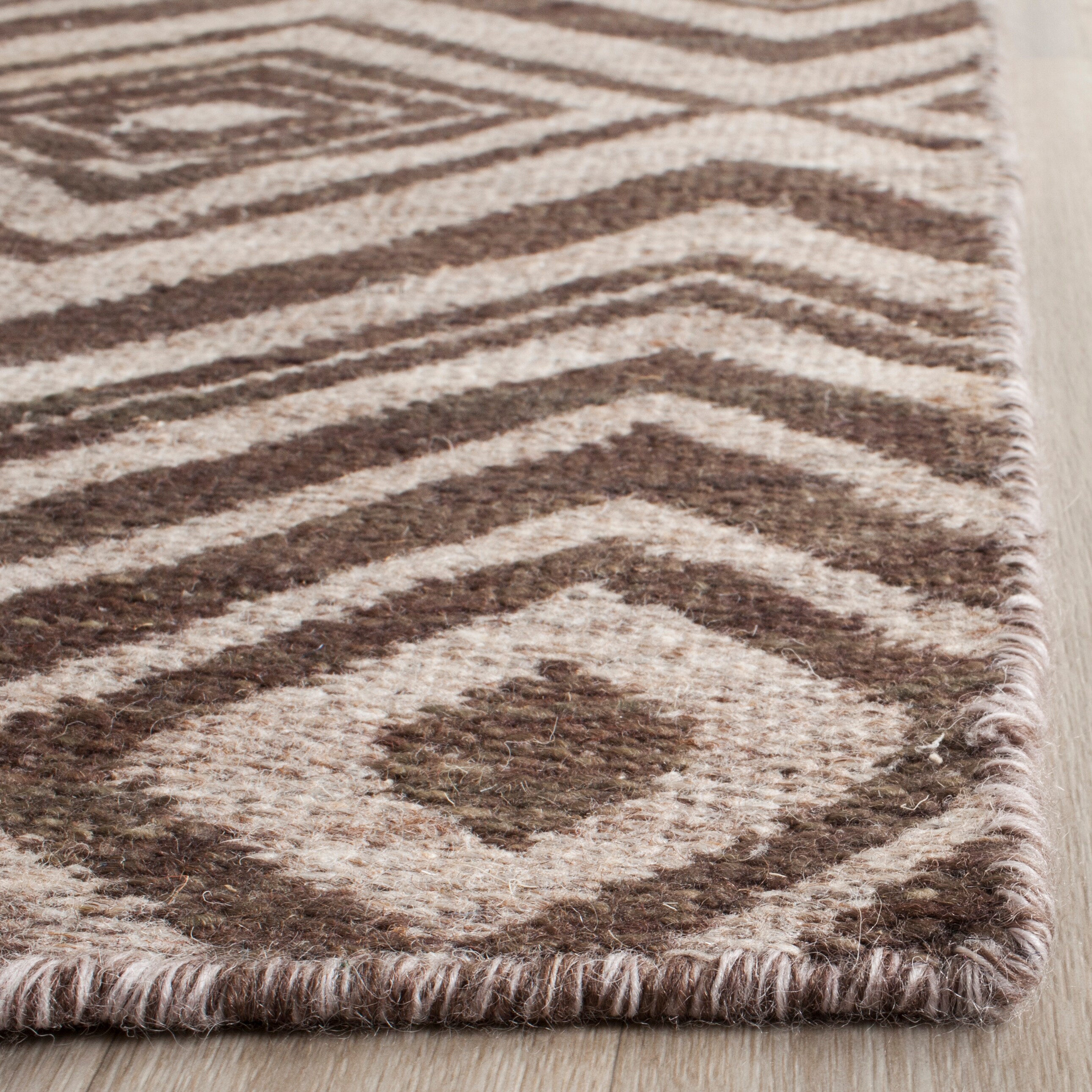Safavieh KLM241A-5 rugs - View #3