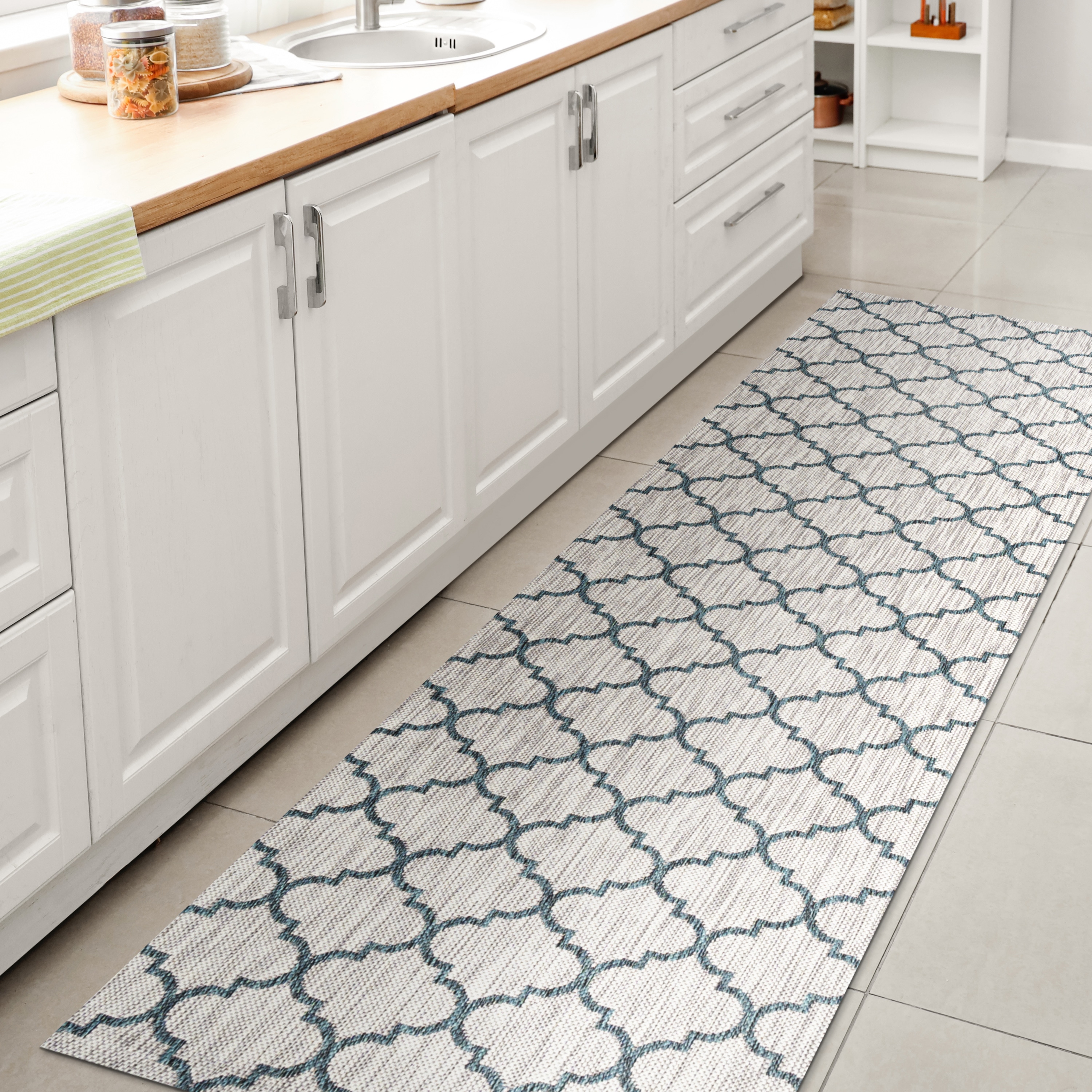 JONATHAN  Y SMB122B-28 Santa Monica Arabesque Ogee 2 x 8 (ft) Loomed Polypropylene Gray/Teal Rectangular Indoor/Outdoor Ikat Bohemian/Eclectic Runner rug