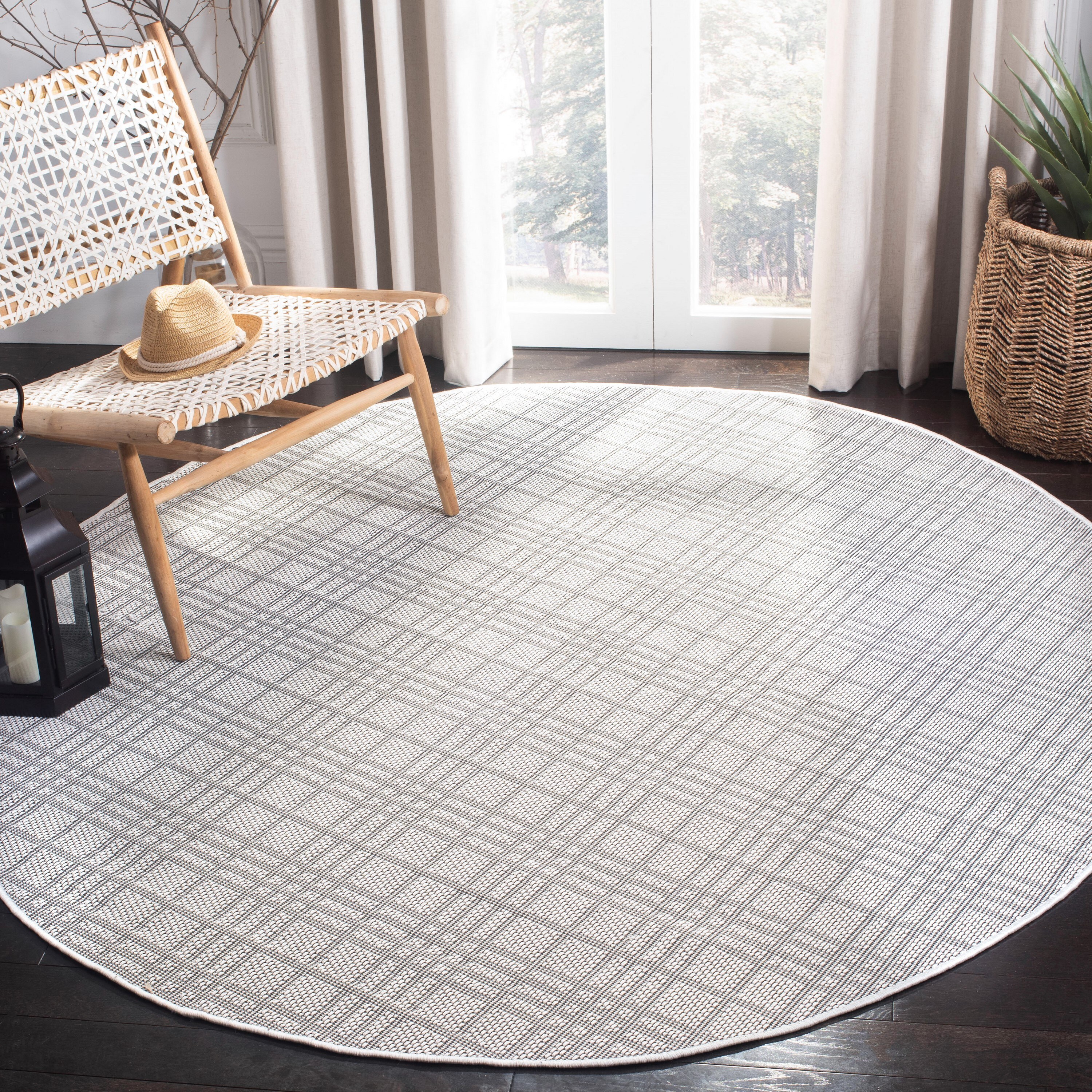 Safavieh BMU802A-7R Bermuda Gonzalo 7 x 7 (ft) Loomed Polypropylene Ivory/Light Gray Round Indoor/Outdoor Coastal Area rug