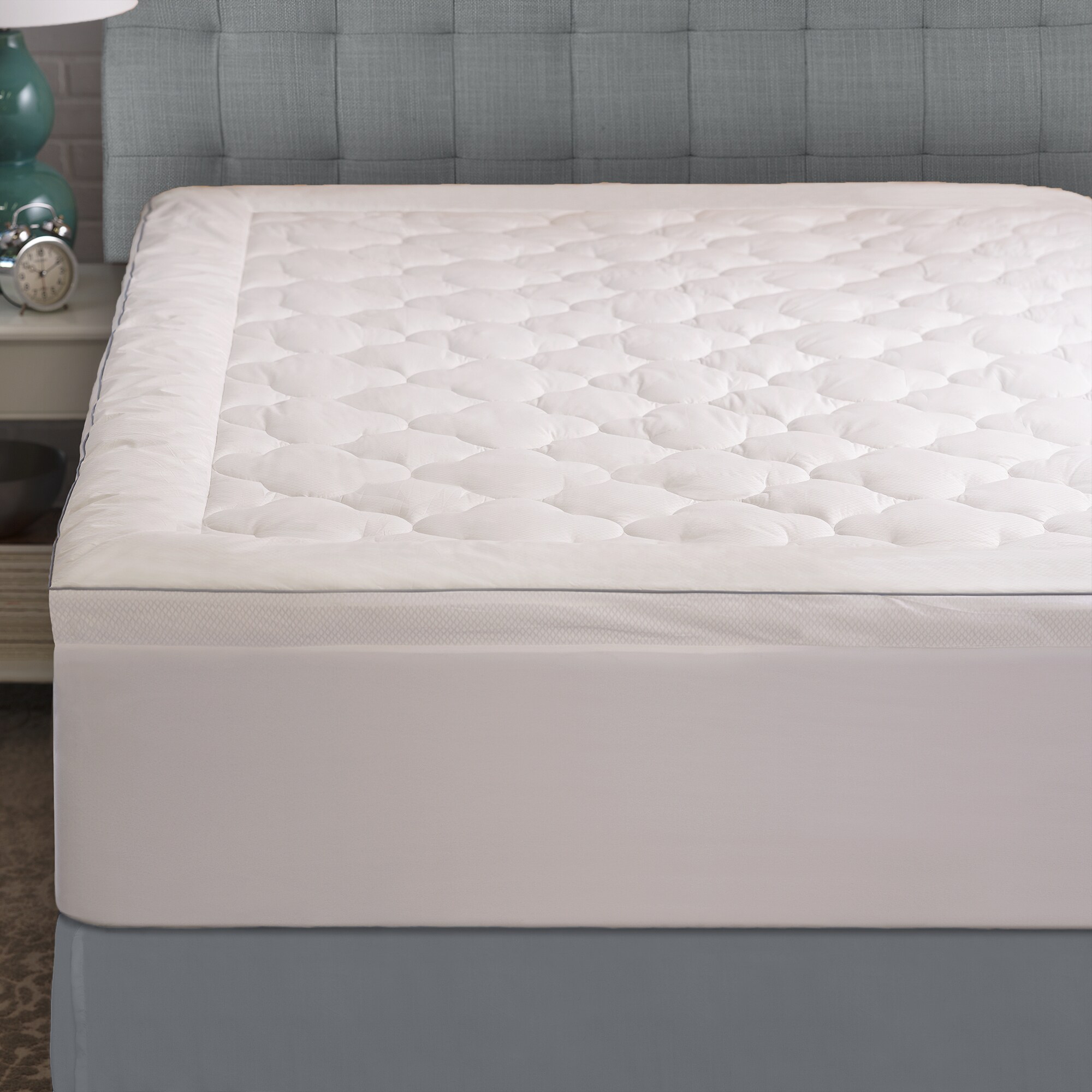 Queen Size Cooling Cotton Down Alternative Mattress Pad