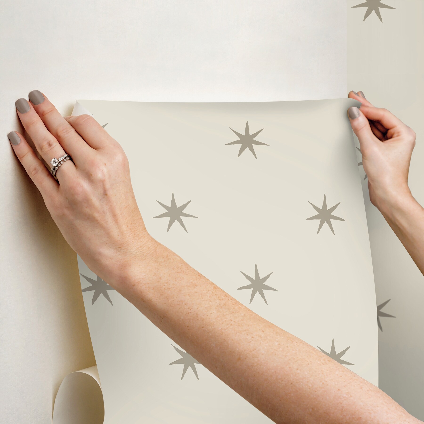 Wicker Beige and Metallic Glint Star Peel and Stick Wallpaper