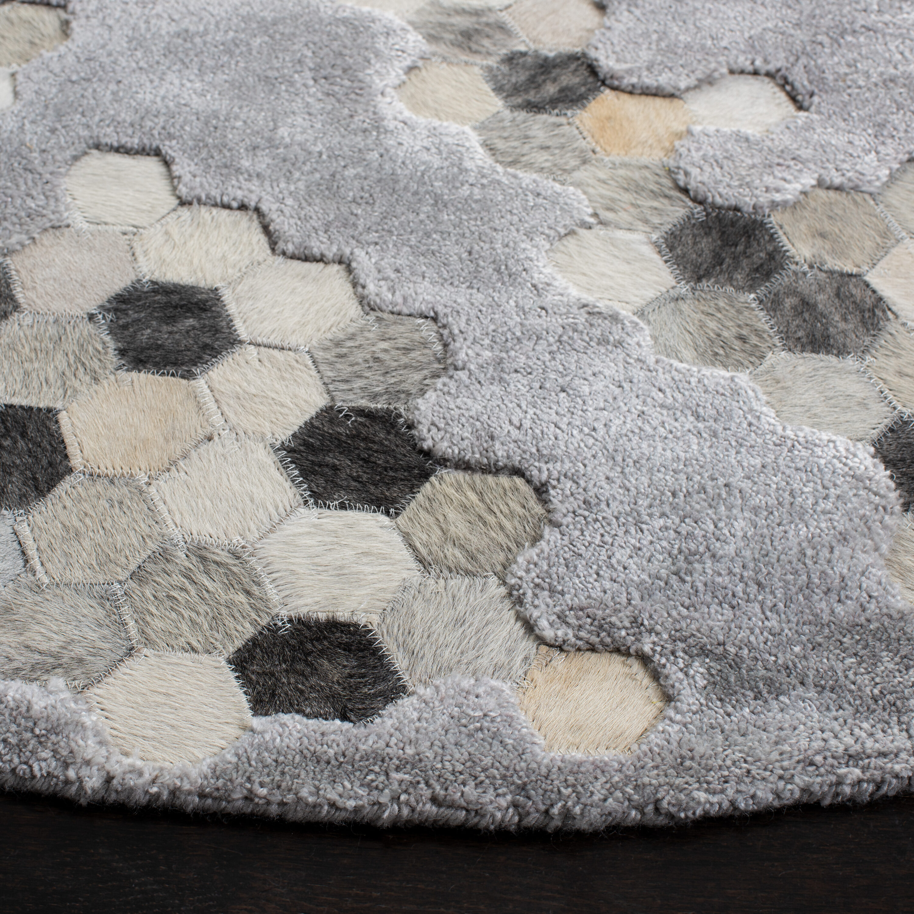 Safavieh MAN101A-6R rugs - View #3