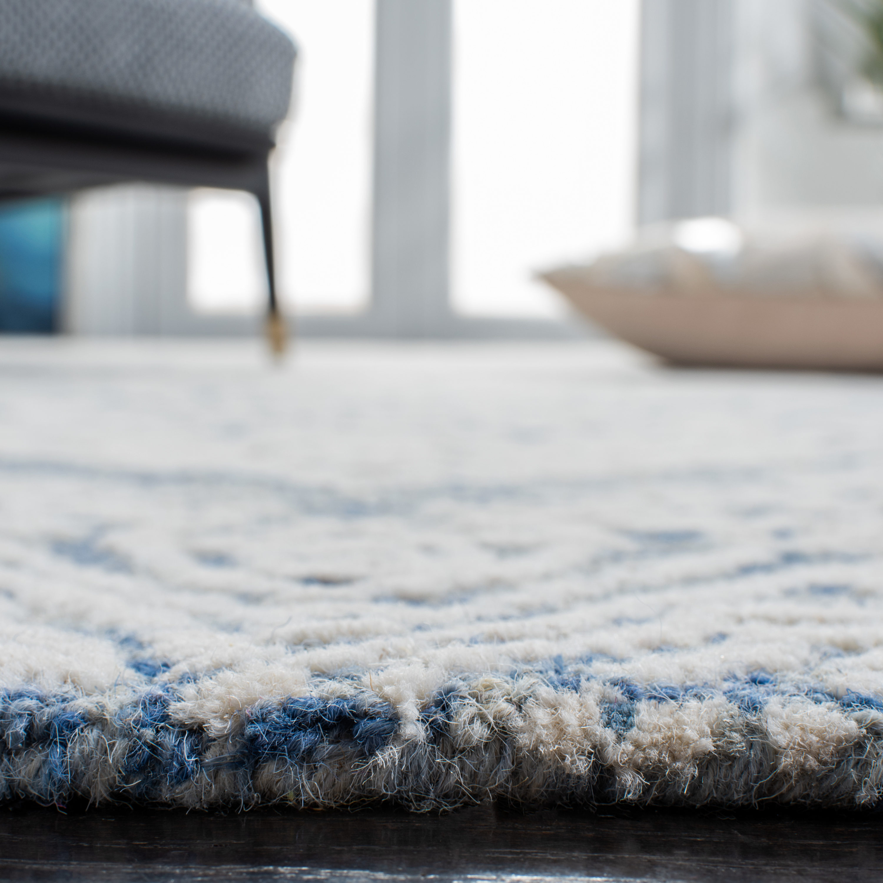 Safavieh MET993M-6SQ rugs - View #7
