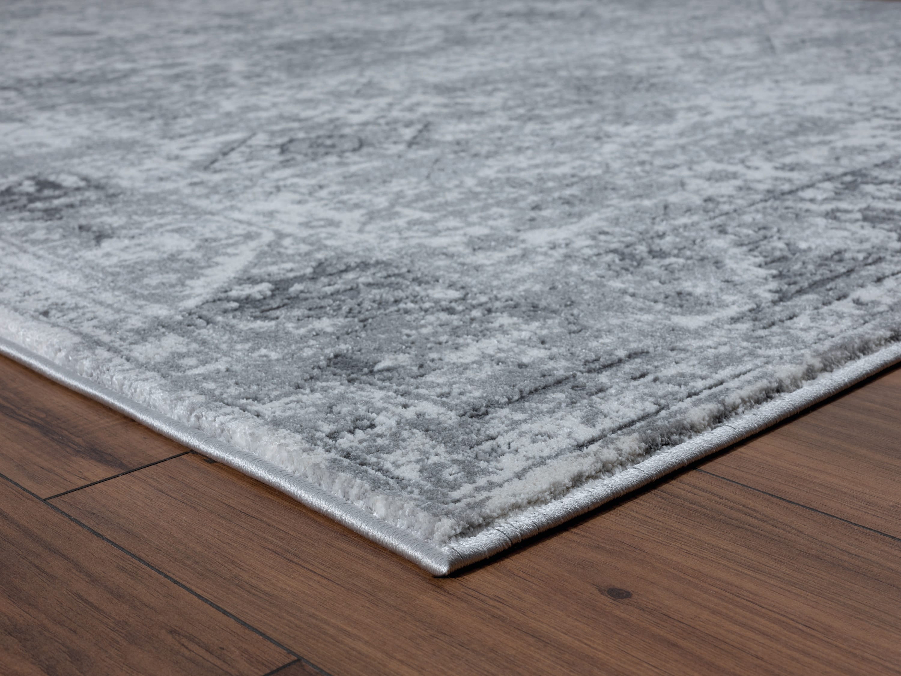 United Weavers Of America 4525 10472 1215 rugs - View #4
