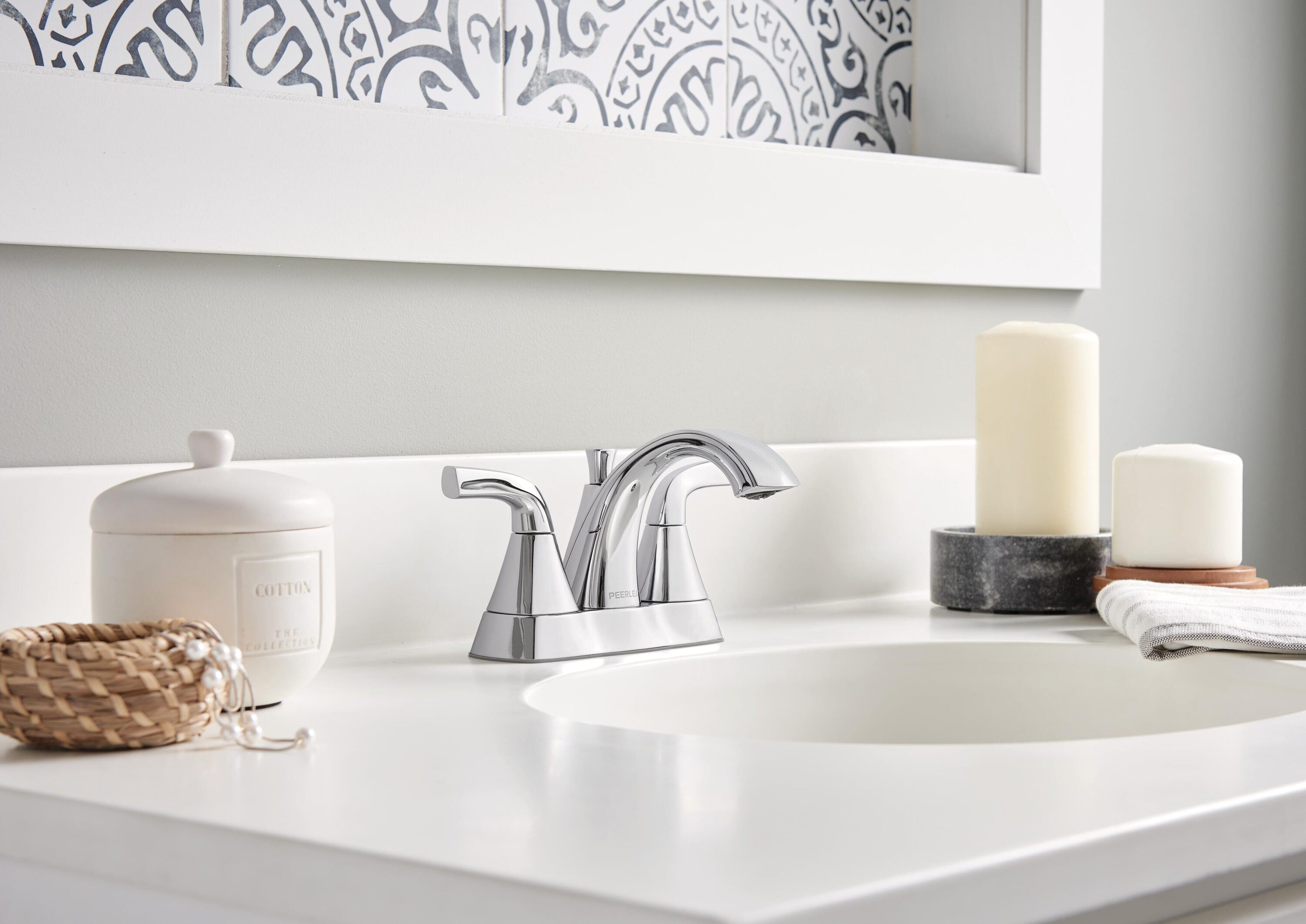 Peerless P2535LF Lavatory-Faucets - View #2