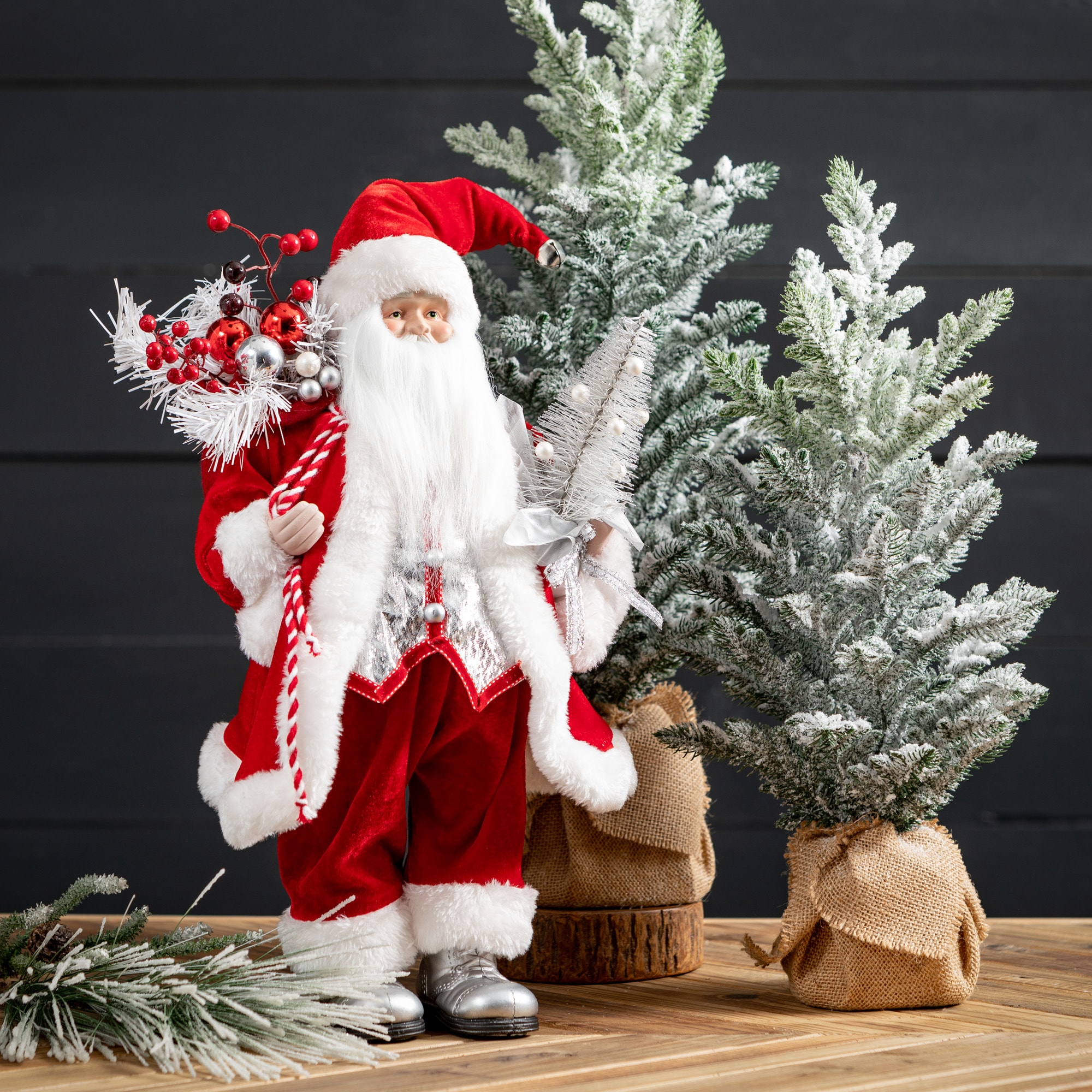 19.5H Sullivans Traditional Festive Santa, Christmas Decor, Multicolored