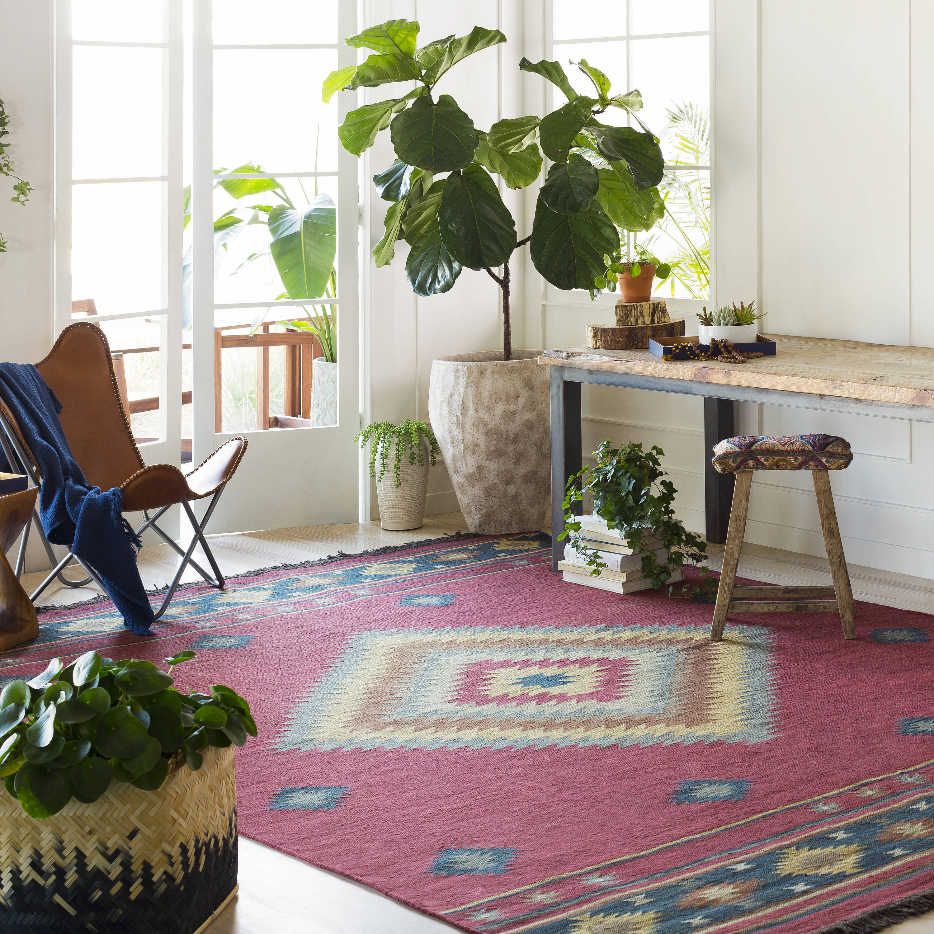 Handmade Red Wool Medallion Flat Woven Rug 2' x 3'