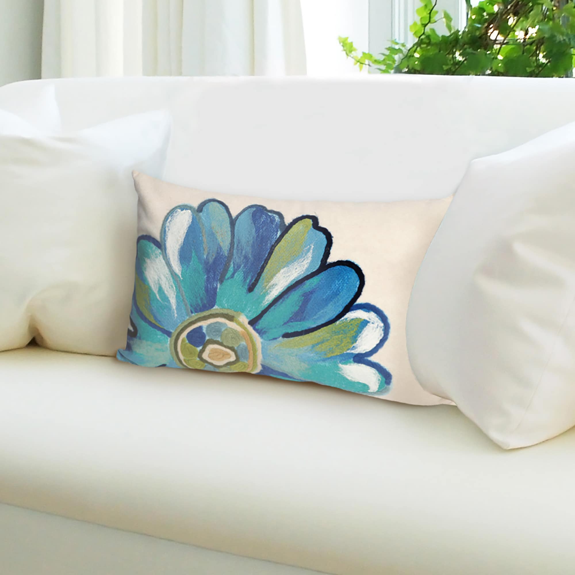 Liora Manne 7SC1S314904 Visions III 12-in x 20-in Aqua Rectangular Indoor Decorative Pillow