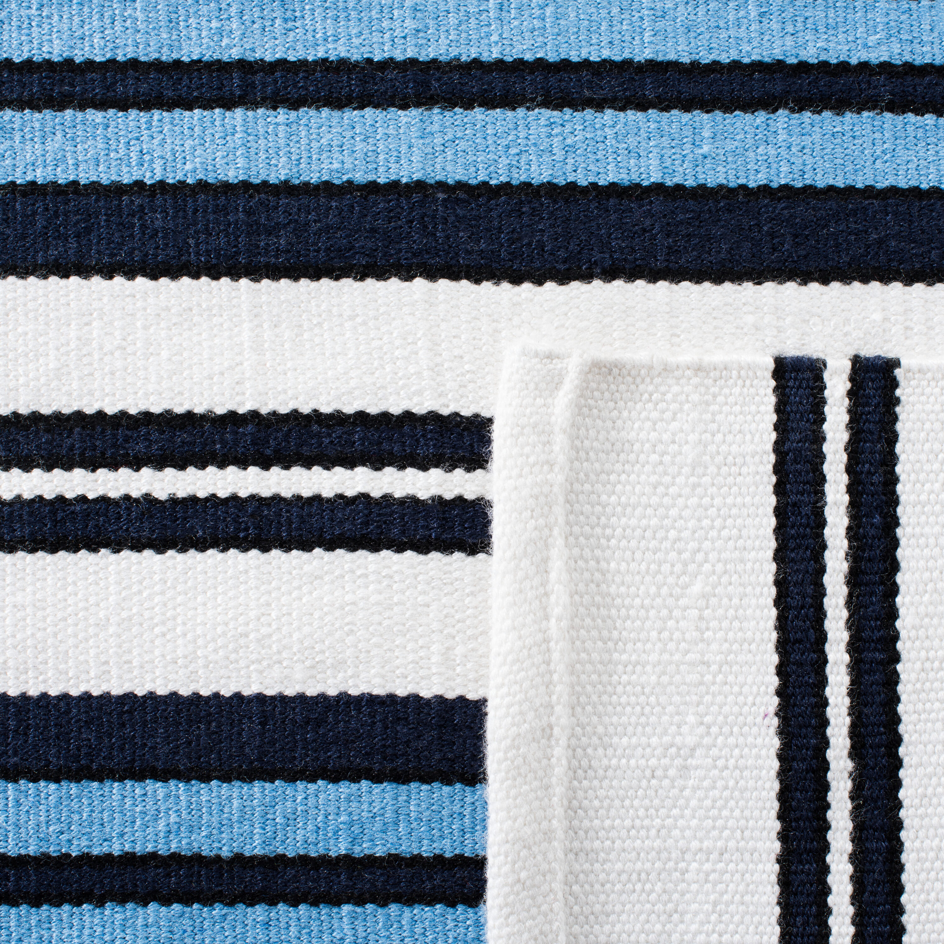 Safavieh LRL2462B-9 rugs - View #3