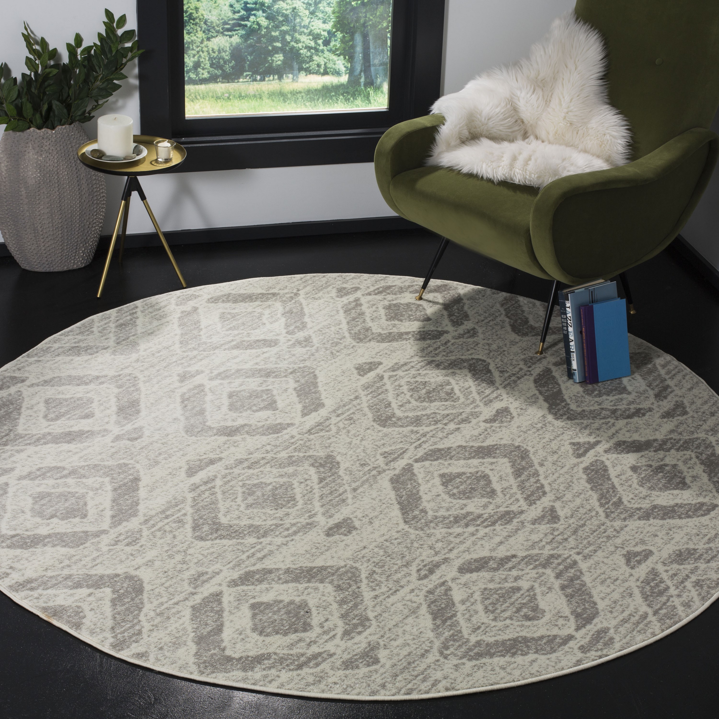 Safavieh SKY190H-6R Skyler Kalisi 6 x 6 (ft) Loomed Polypropylene Ivory/Gray Round Indoor Distressed/Overdyed Area rug