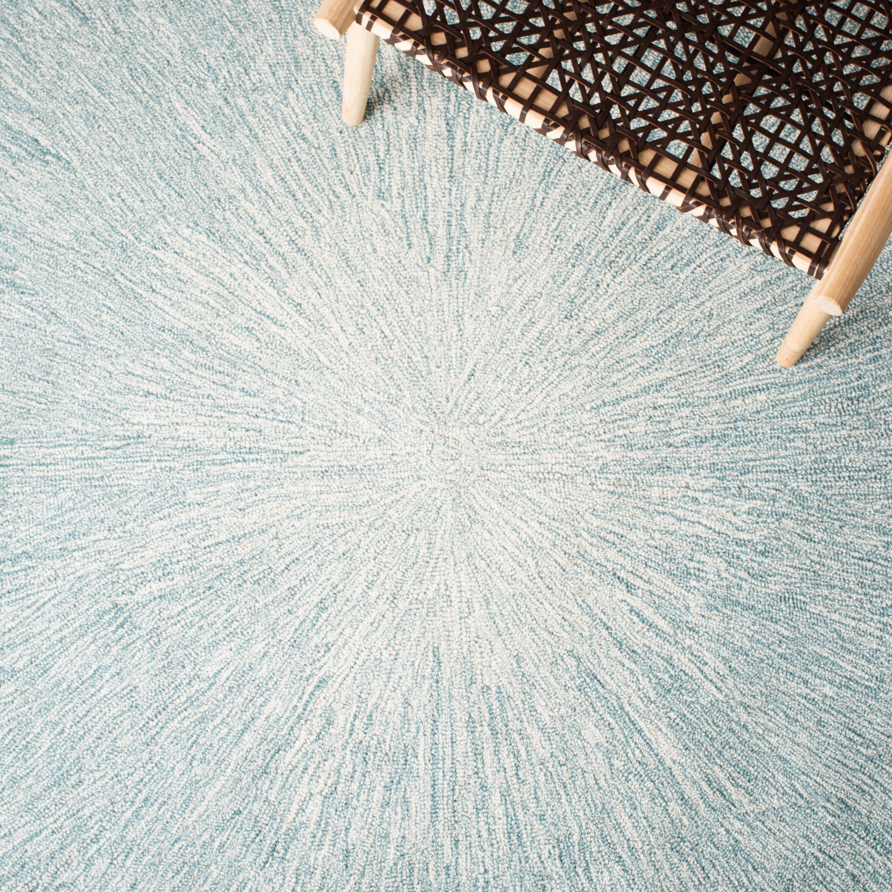 Safavieh MLP676J-4 rugs - View #4