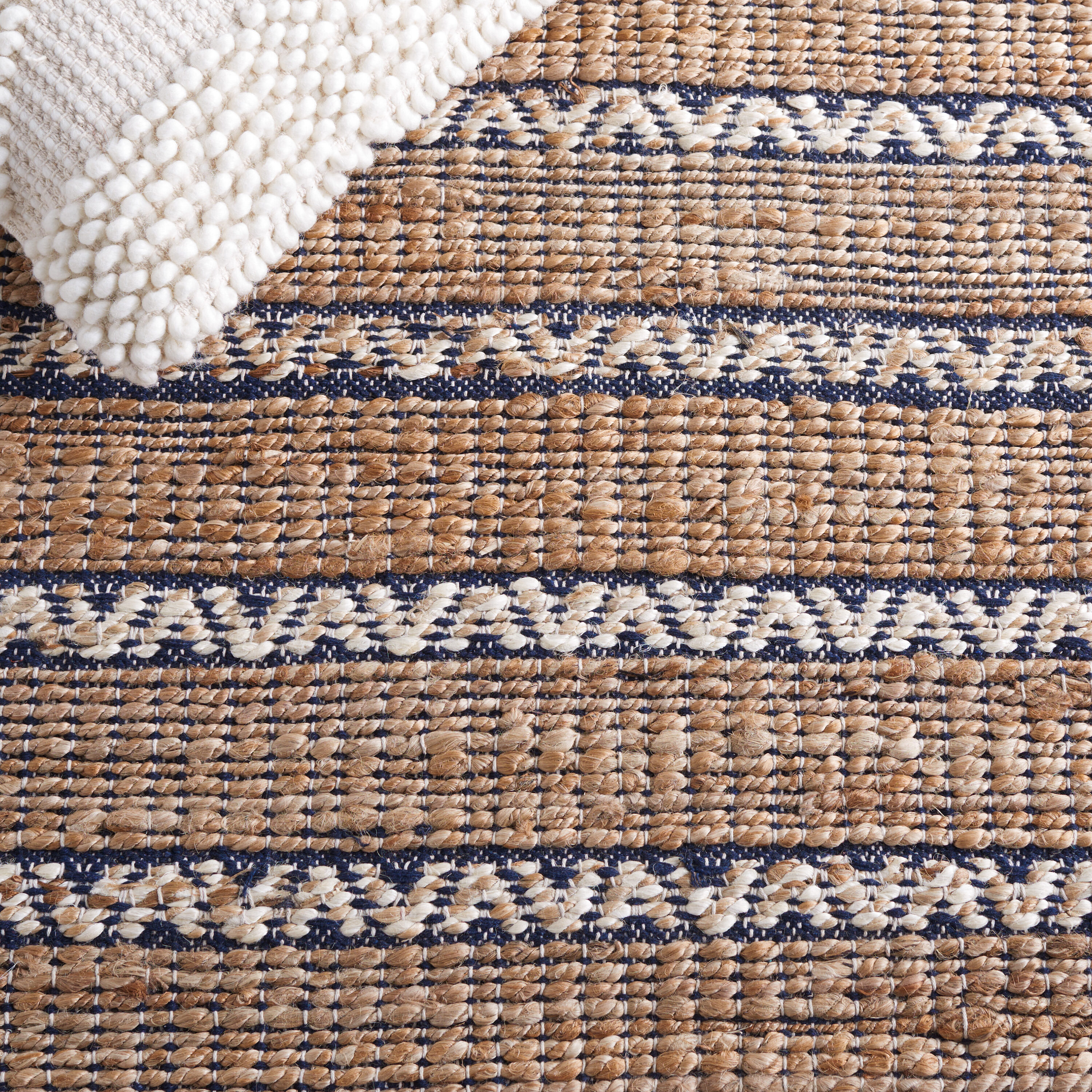 Safavieh NFB655N-4 rugs - View #5