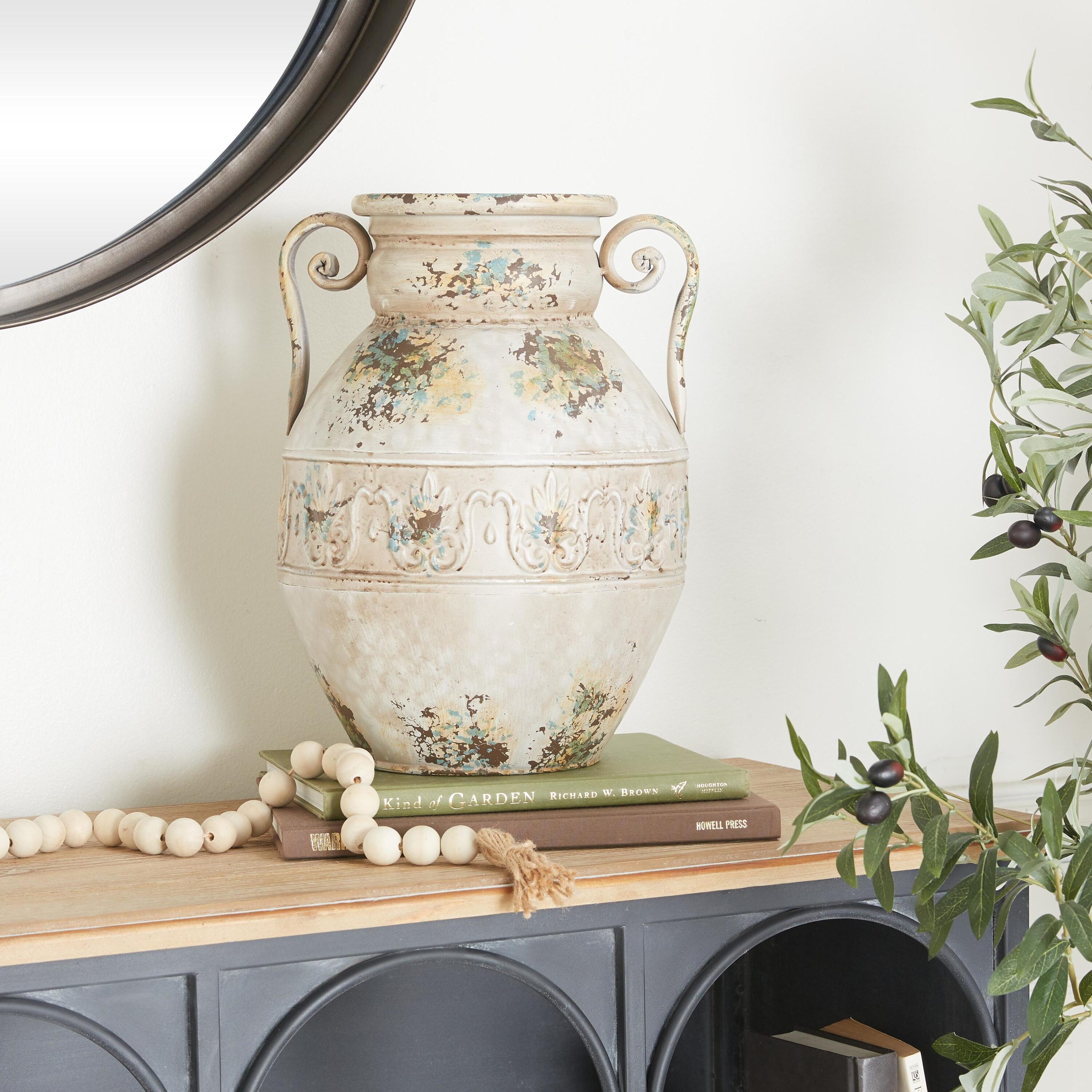Grayson Lane 52741 White Iron Farmhouse Vase