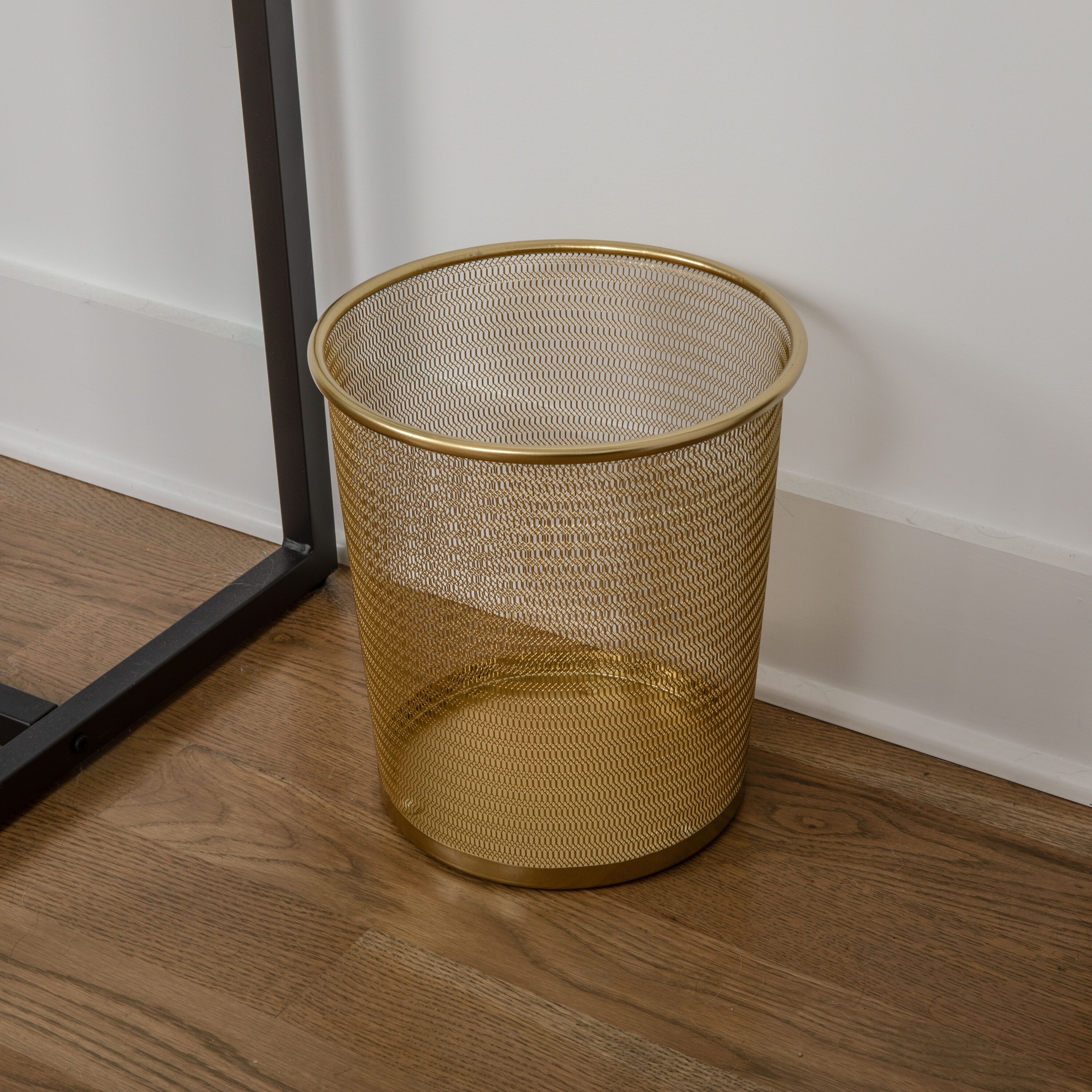 Martha Stewart 4.5-Gallon Gold Metal Indoor Lidless Trash Can 196861122996  at Lowes.com