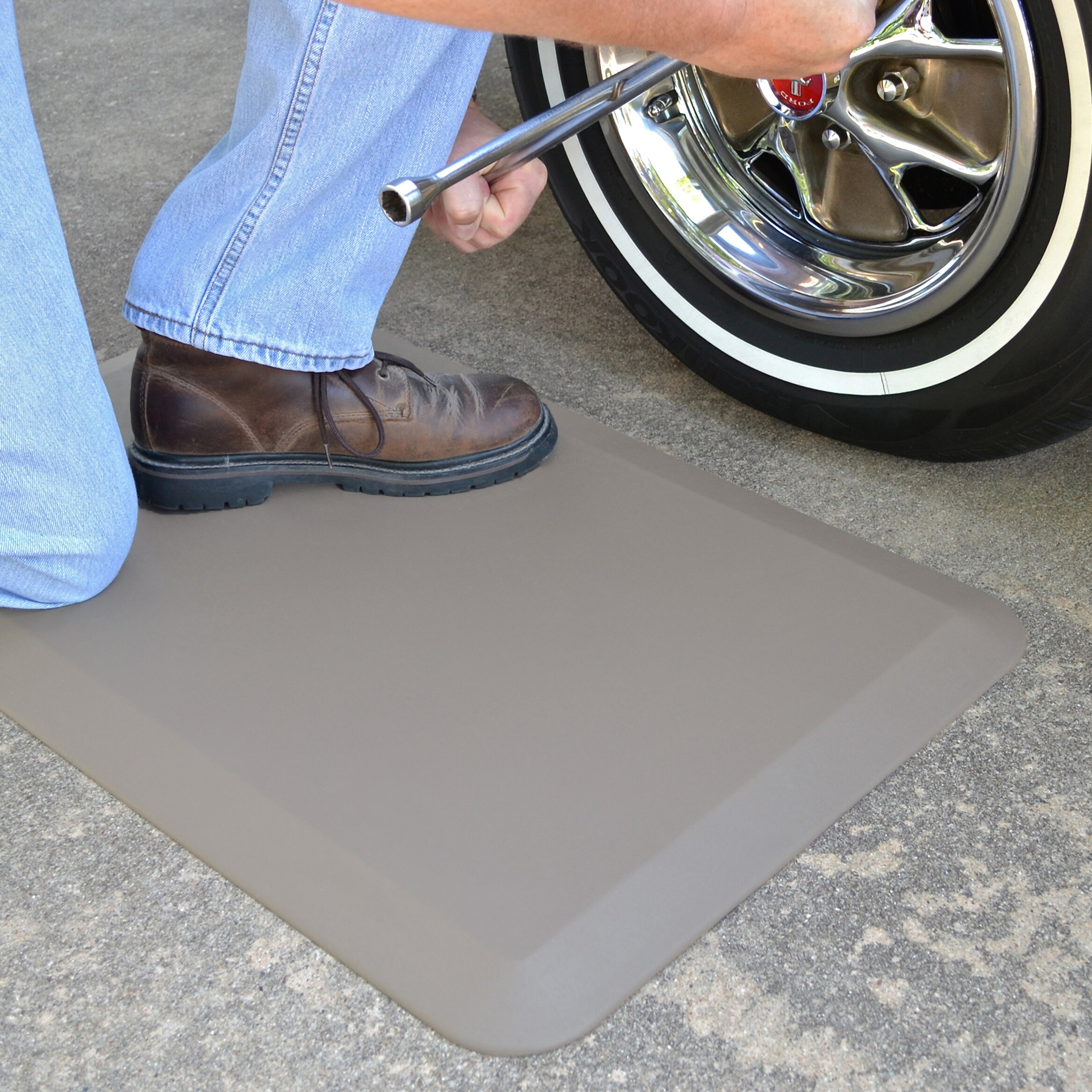 Newlife by GelPro Professional Grade 20x32 Earth Anti-Fatigue Comfort Mat