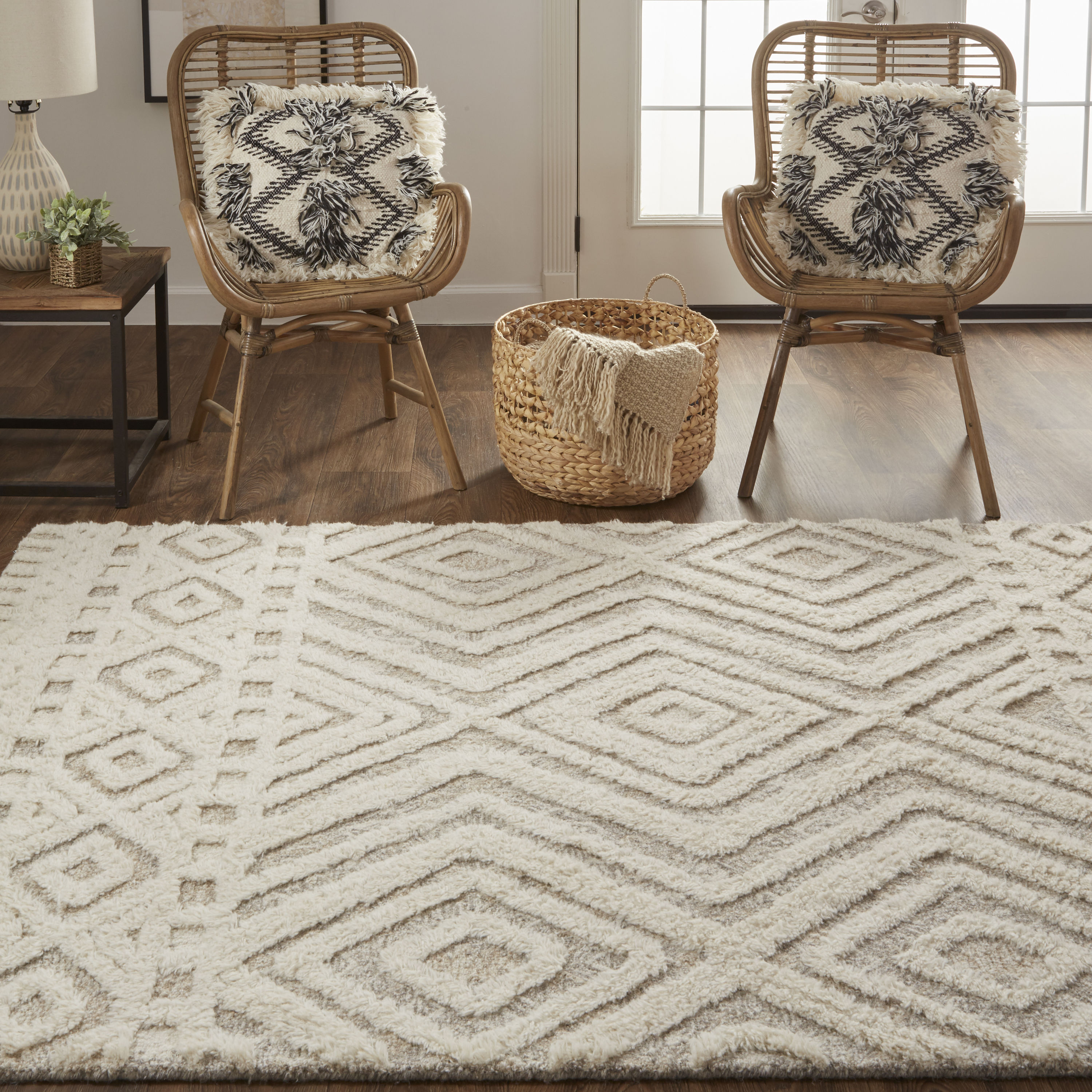 Mercer41 Haymo Coffee/Beige Machine Washable Indoor/Outdoor Rug