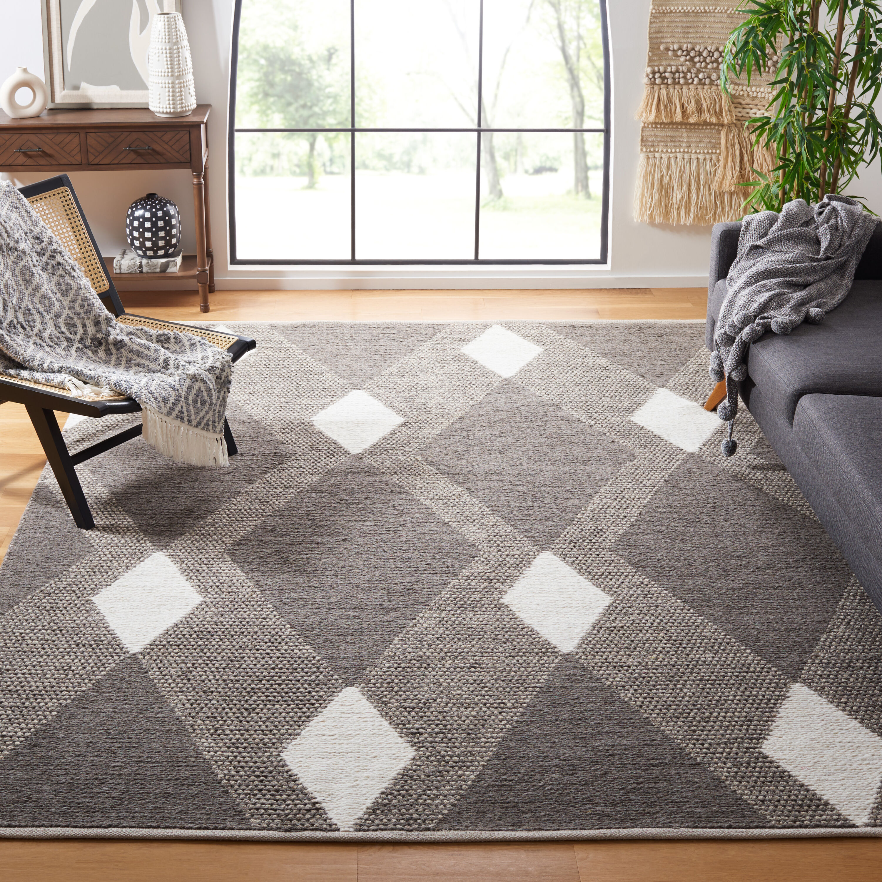  Natura 219 Ivory/Beige Contemporary 6ft x 9ft Medium Rectangle Rug