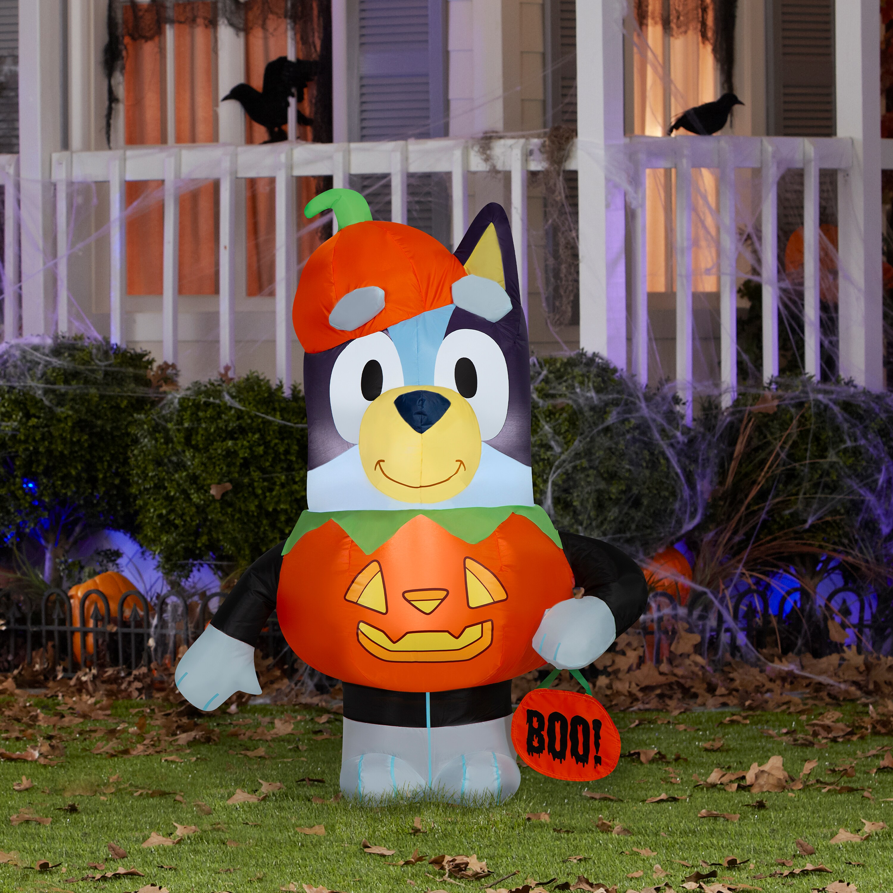 Gemmy 3.5-ft Yard stake Lighted Bluey Bluey Jack-o-lantern Inflatable ...
