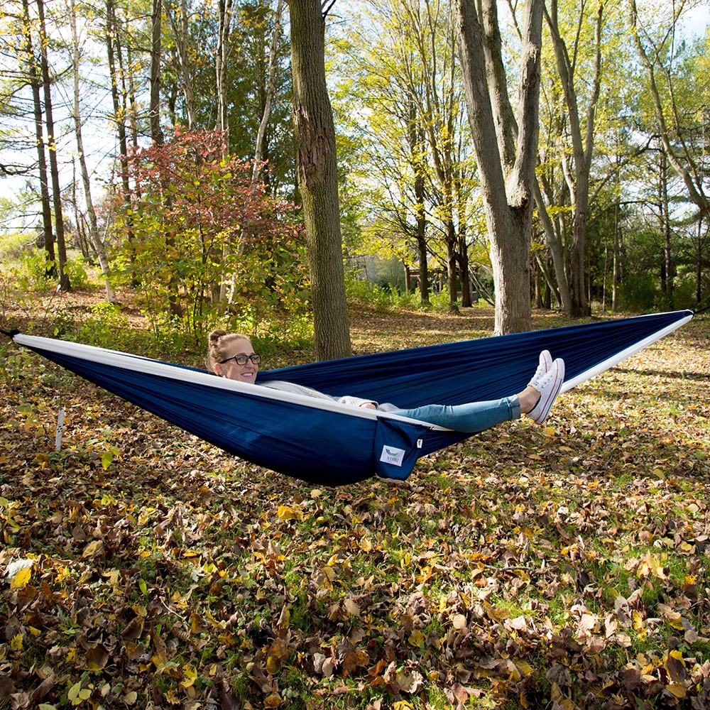 Vivere Navy and White Double Nylon Parachute Hammock
