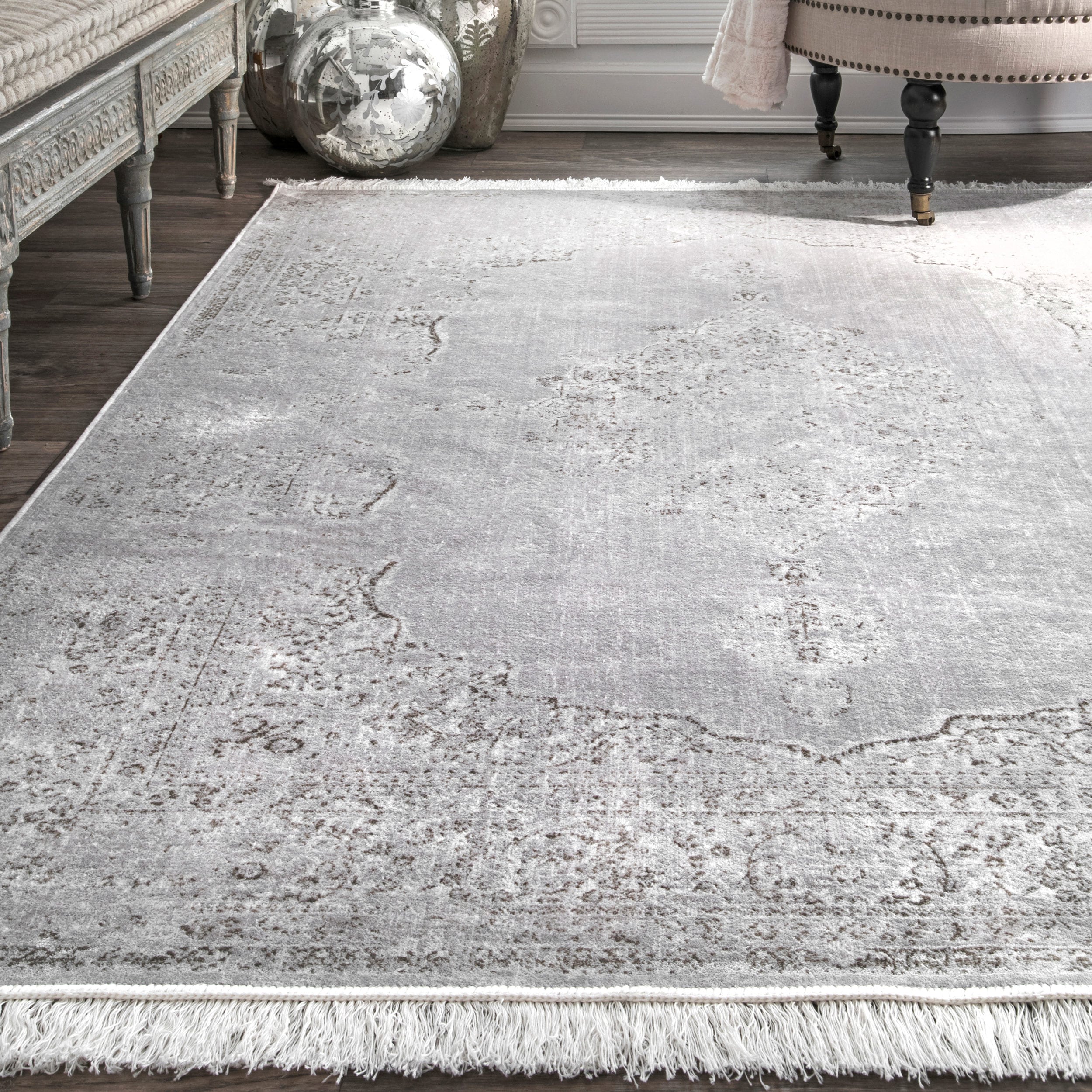 nuLOOM 10 x 14 Silver Indoor Medallion Vintage Area Rug in the Rugs ...