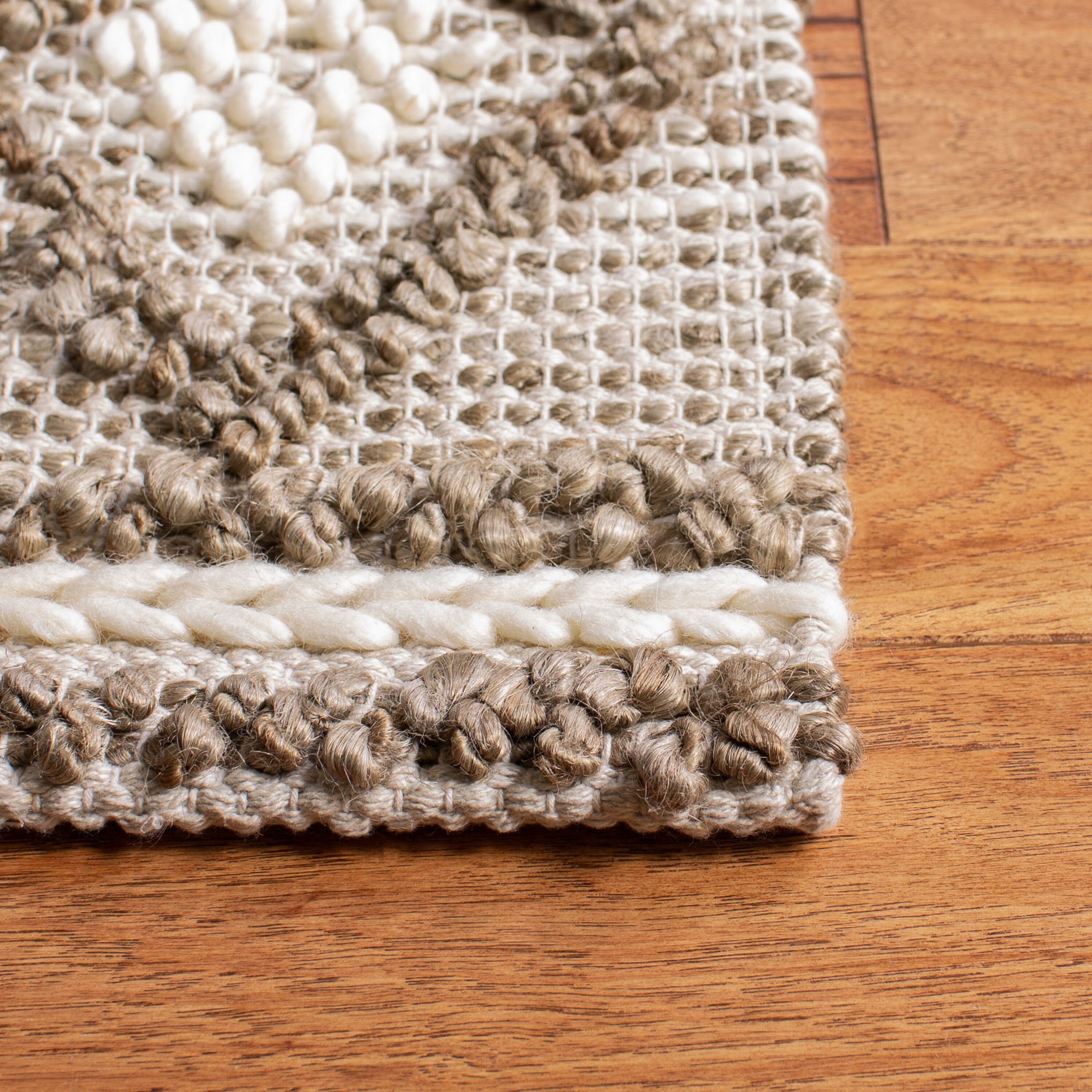 Safavieh NF866B-28 rugs - View #3