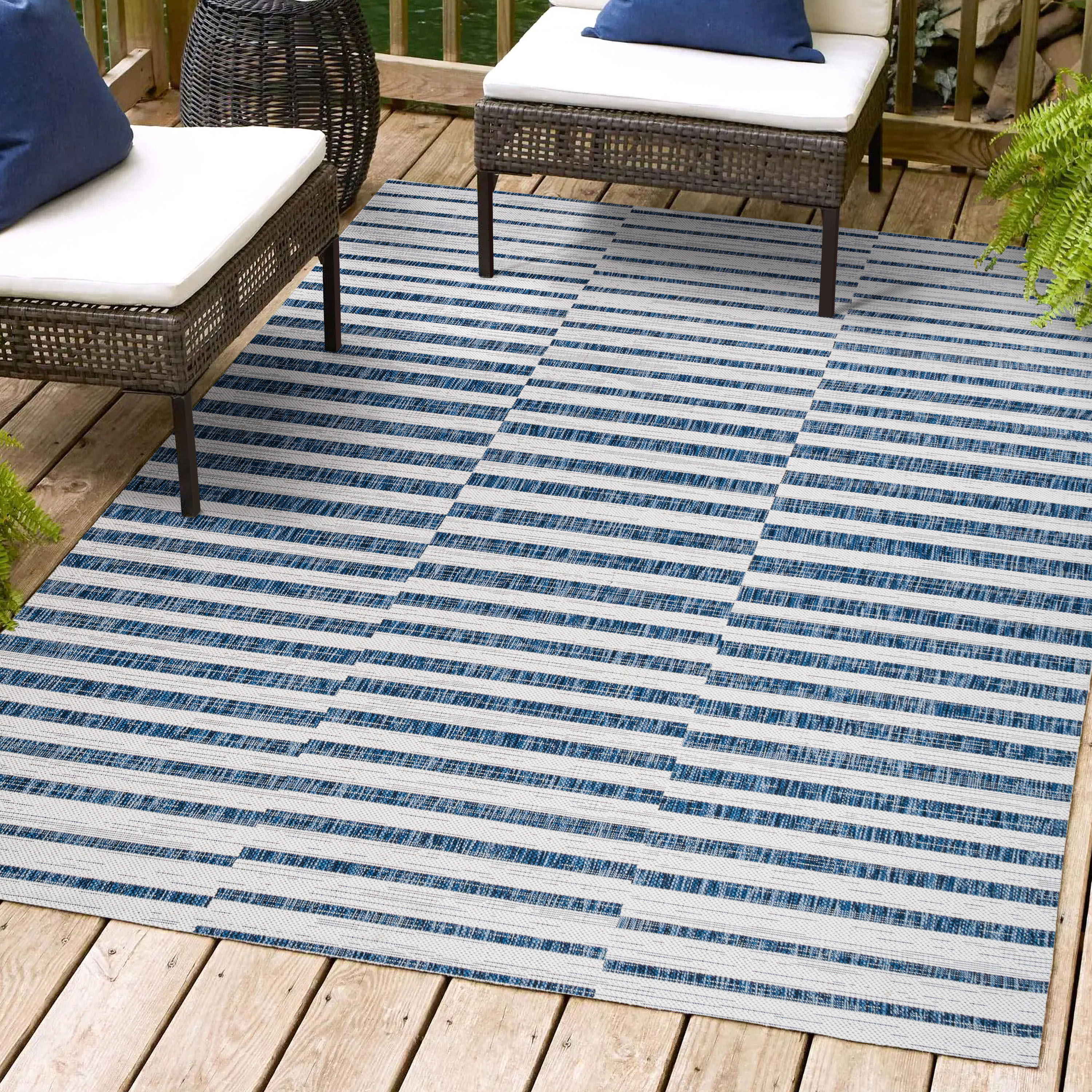 JONATHAN  Y SMB133C-8 Santa Monica Sukie Offset 8 x 10 (ft) Loomed Polypropylene Ivory/Blue Rectangular Indoor/Outdoor Stripe Bohemian/Eclectic Area rug