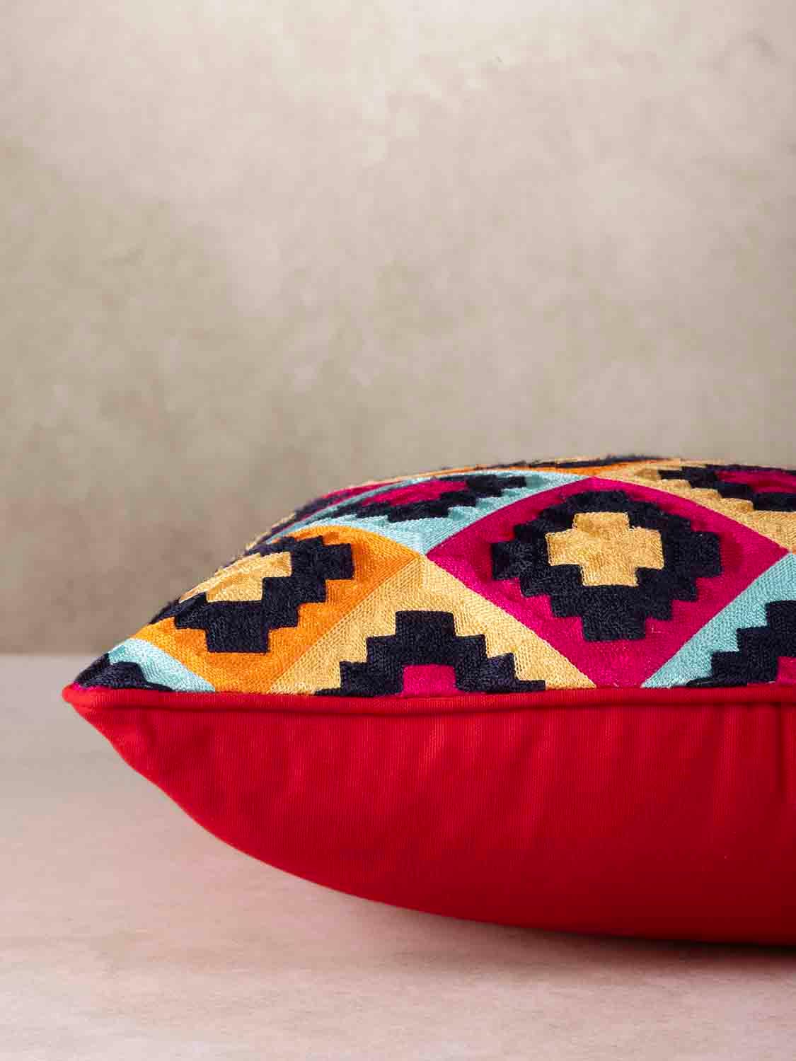 GAURI KOHLI GK71048 Accent-Pillows - View #3