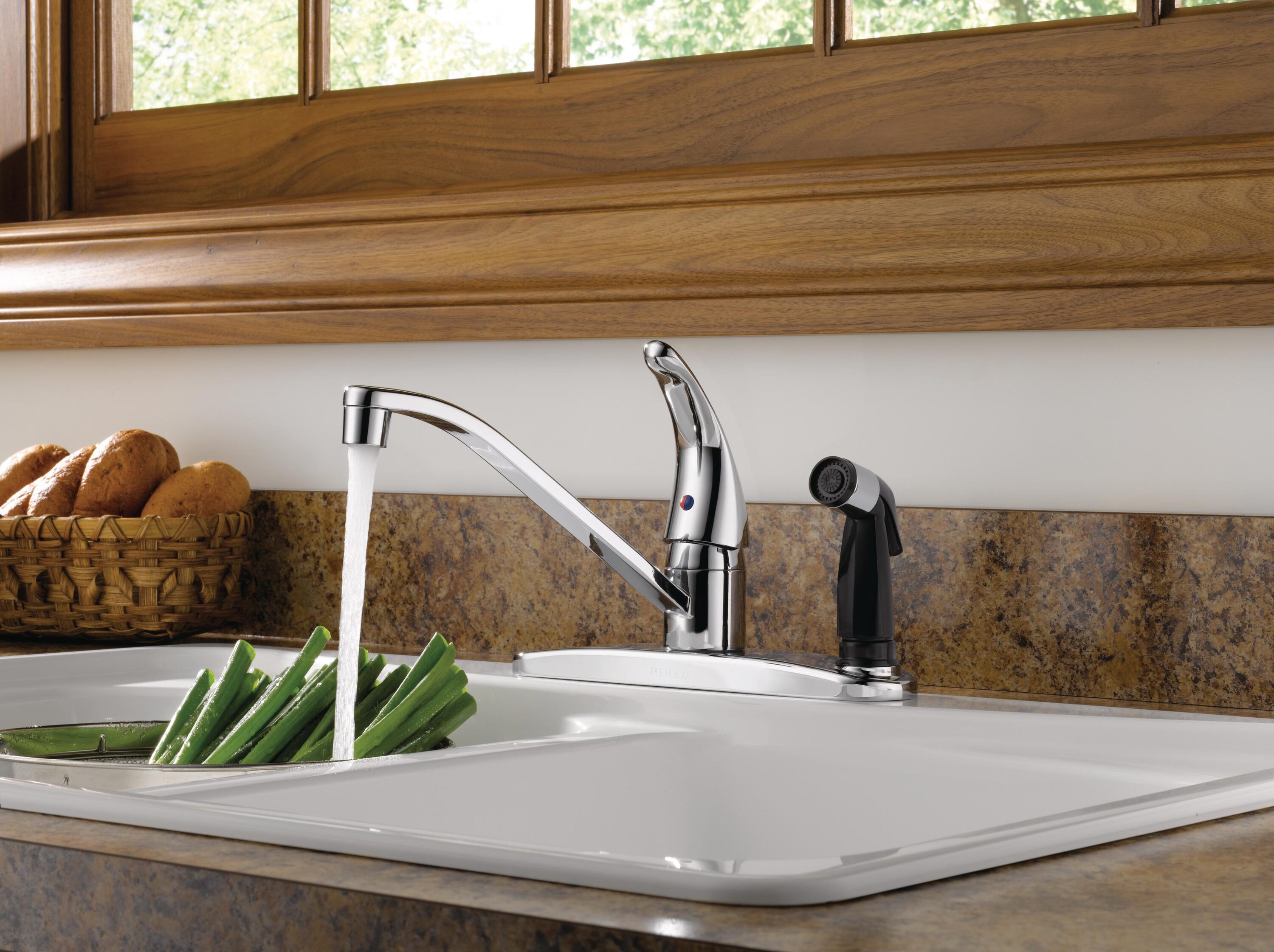 Peerless Core Chrome Single Handle Kitchen Faucet (Side Spray Included ...