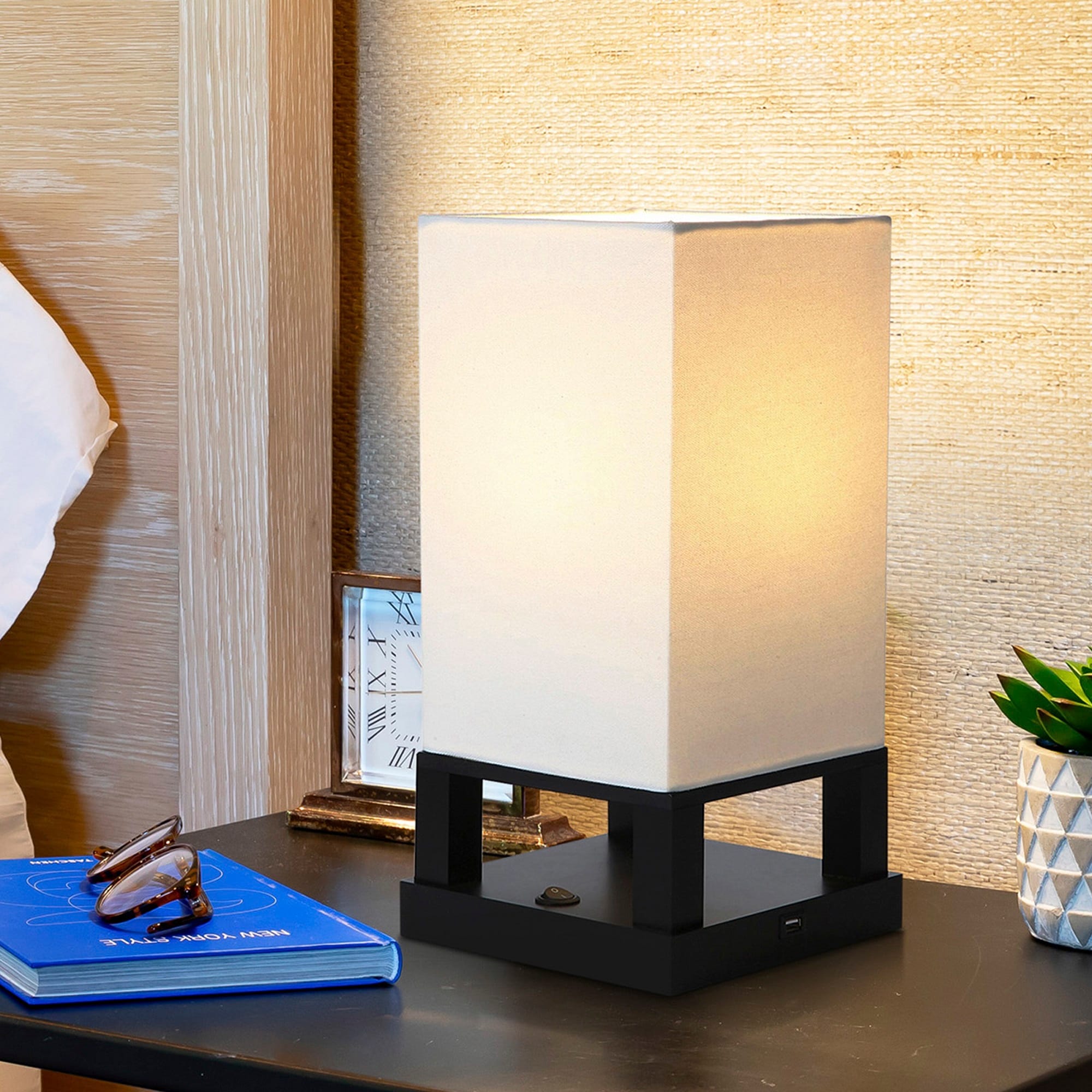 Brightech UK-YPXT-YGZQ Table-Lamps - View #8