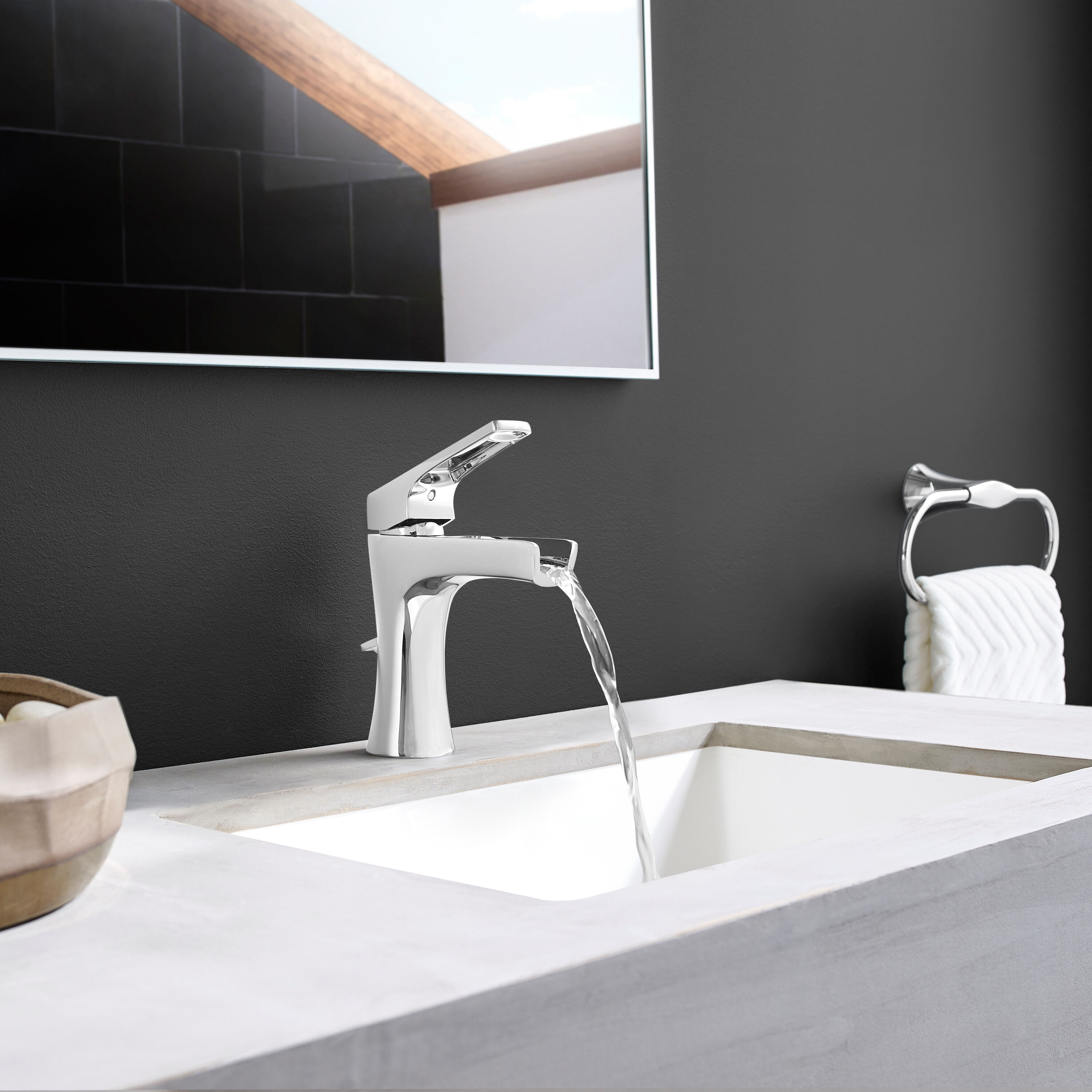 Pfister LG42-MF1C Lavatory-Faucets - View #4