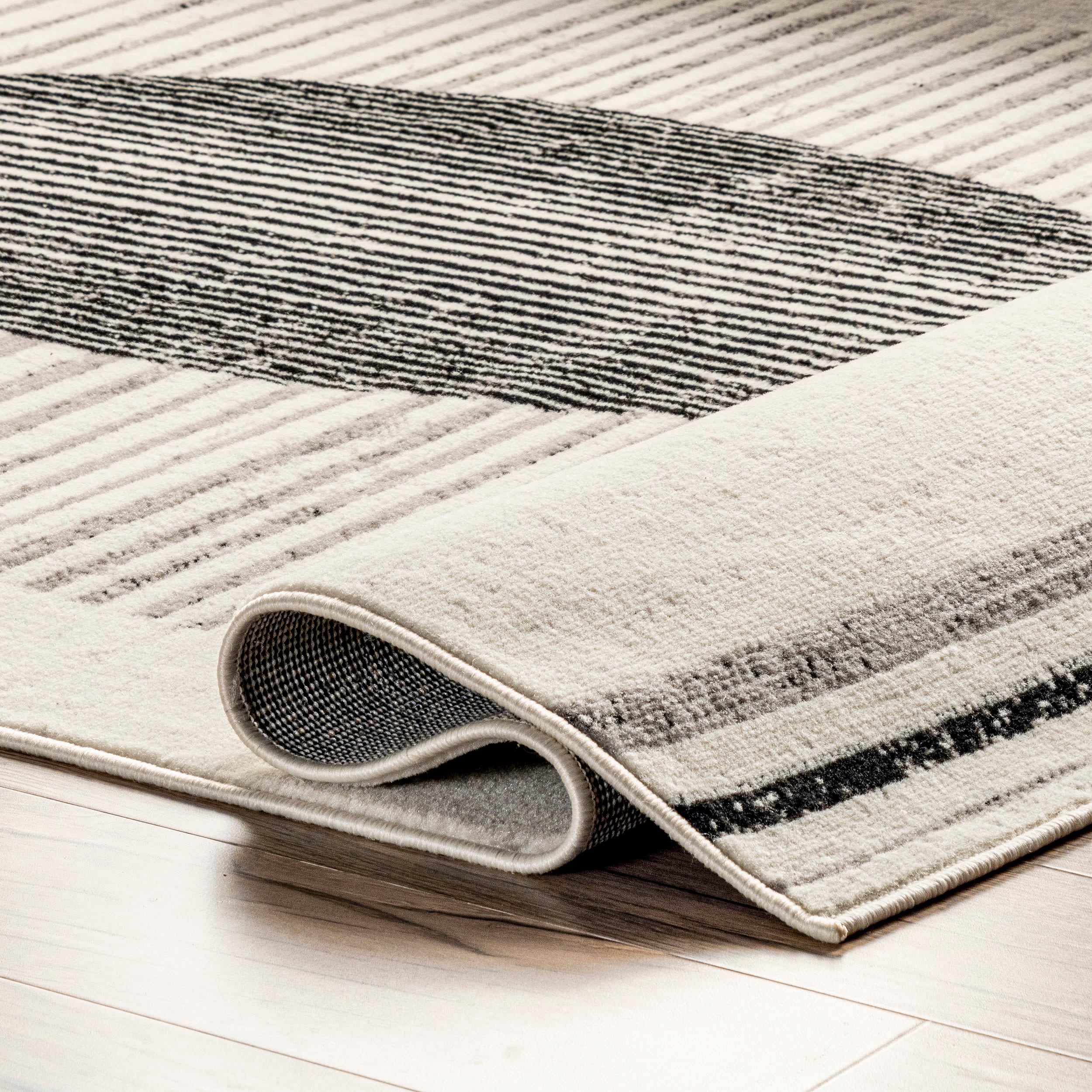 Gray Geometric Synthetic Easy Care Area Rug