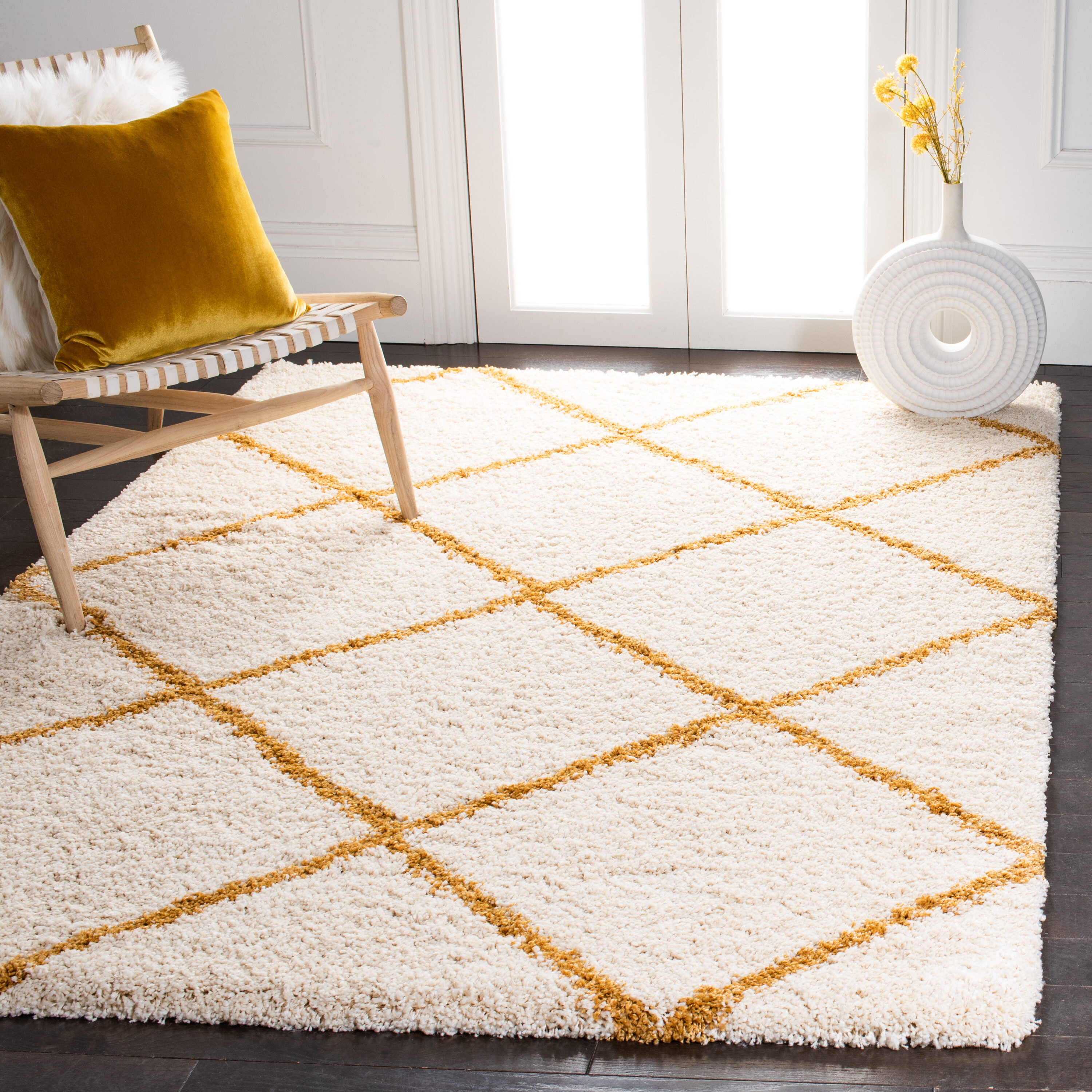 Hudson Shag 5 x 8 (ft) Loomed Polypropylene Ivory/Gold Rectangular Indoor Geometric Professionally Clean Only Area rug