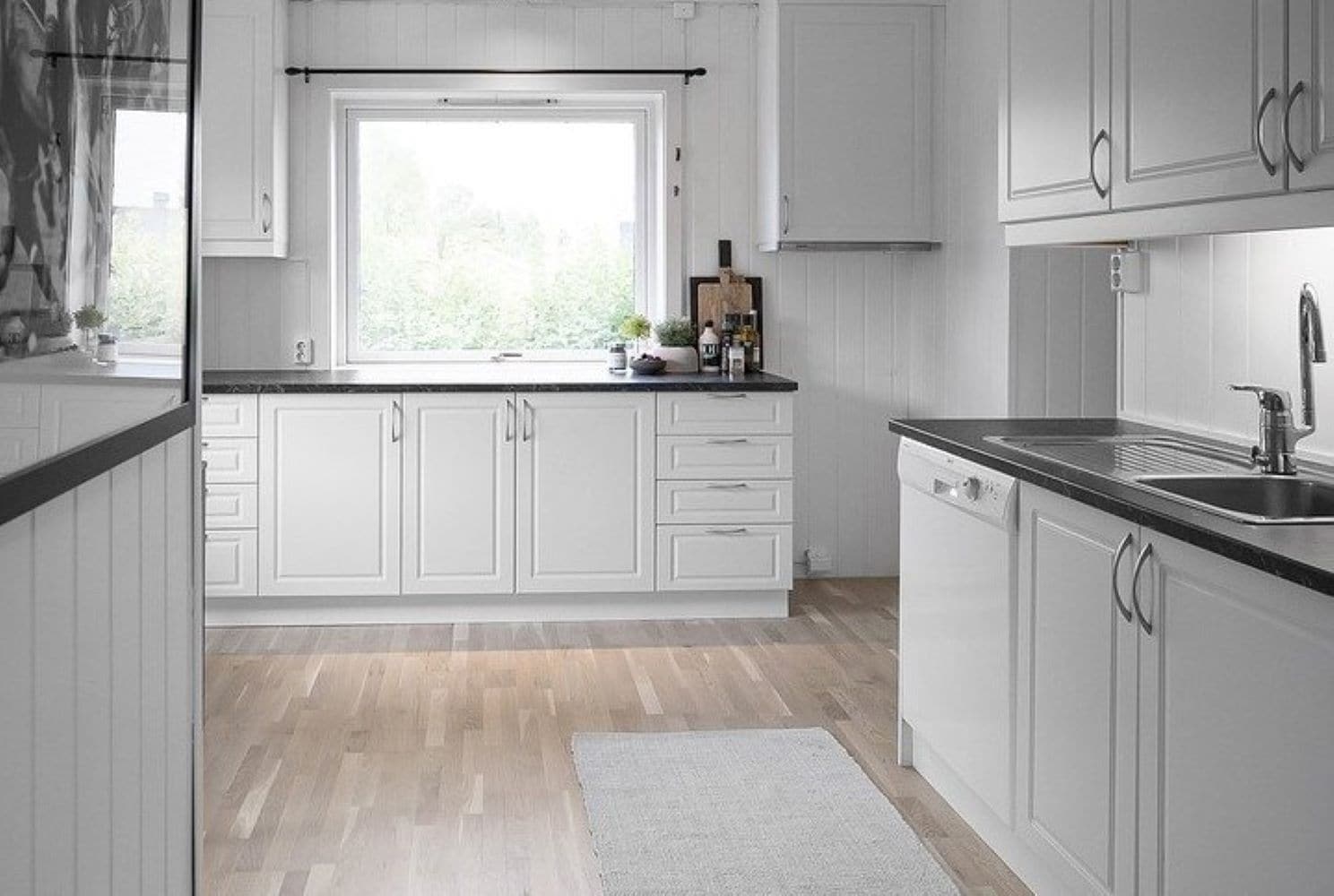 Surfaces BENSQRTF1322 Kitchen-Cabinet-Doors - View #9