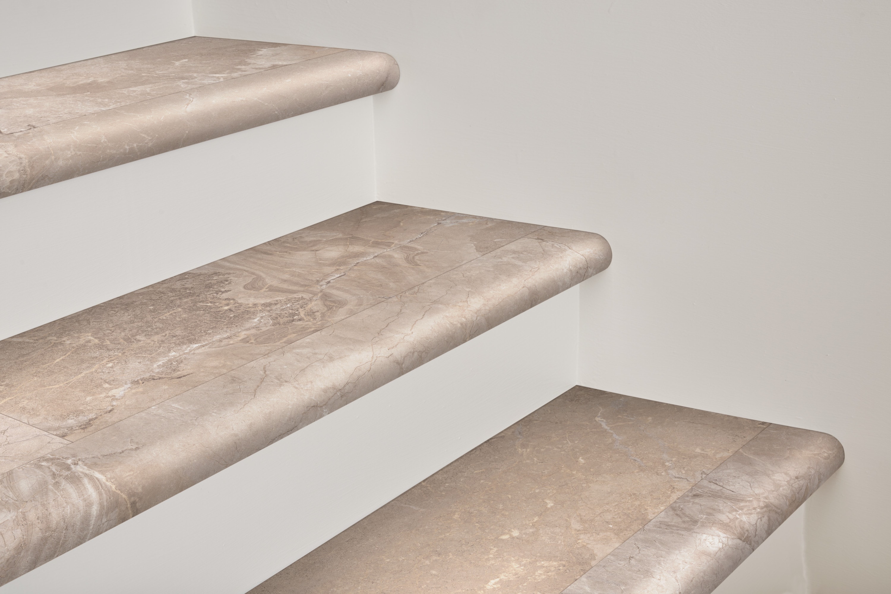SMARTCORE FS6NL06028 Stair-Nosing - View #4