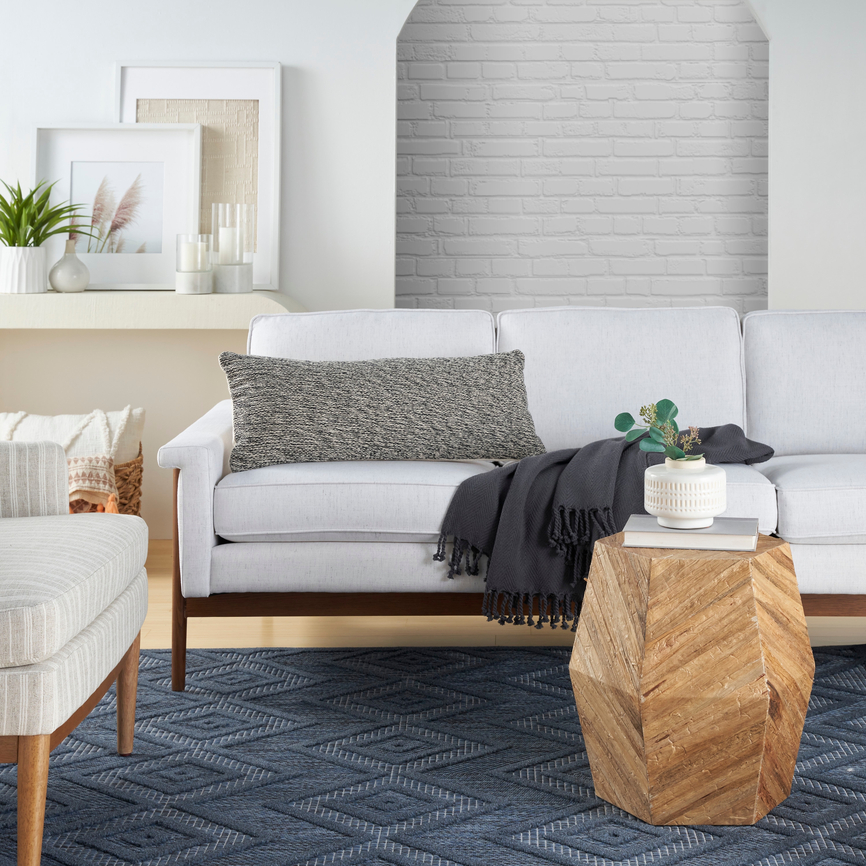 Mina Victory 798019002251 Accent-Pillows - View #3