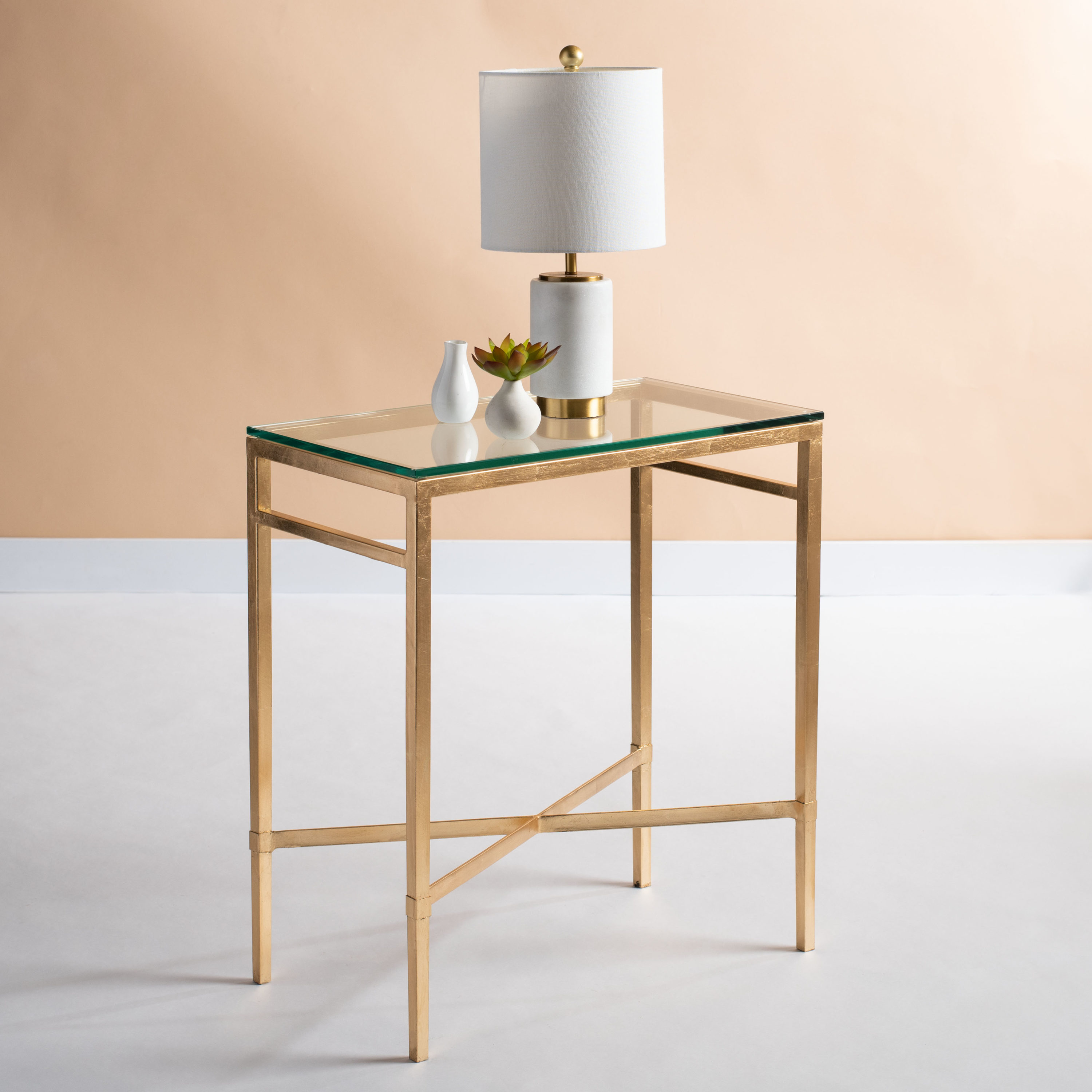Safavieh AMH8300A Viggo 22.1-in W x 24.5-in H Gold/Glass Glass Rectangular Glam End Table