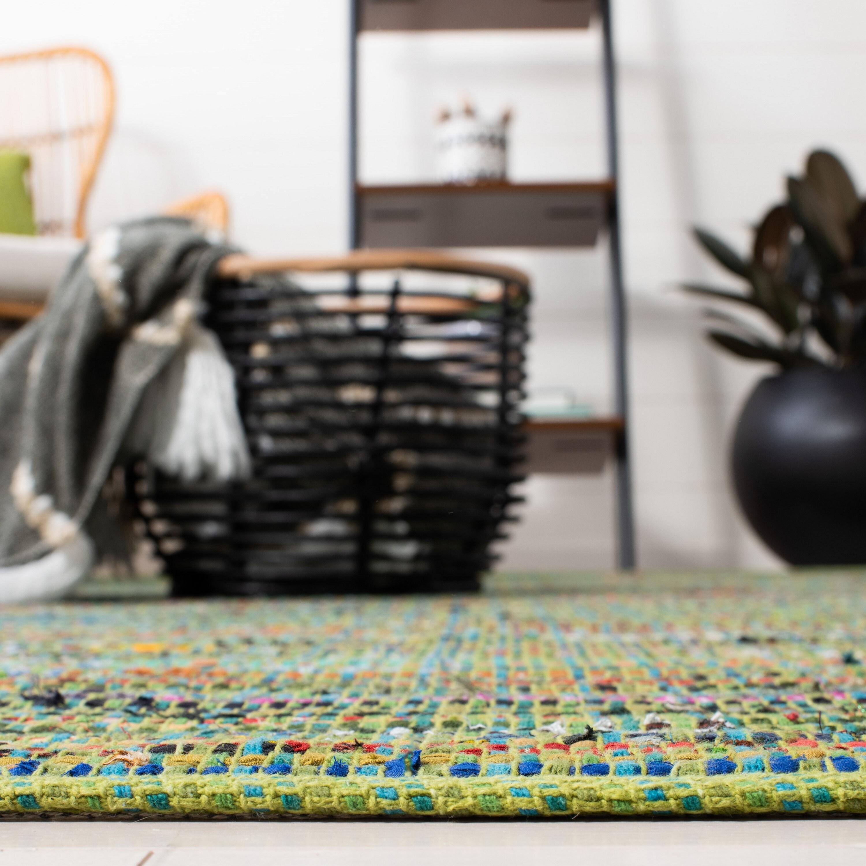 Safavieh NAN220B-5 rugs - View #4