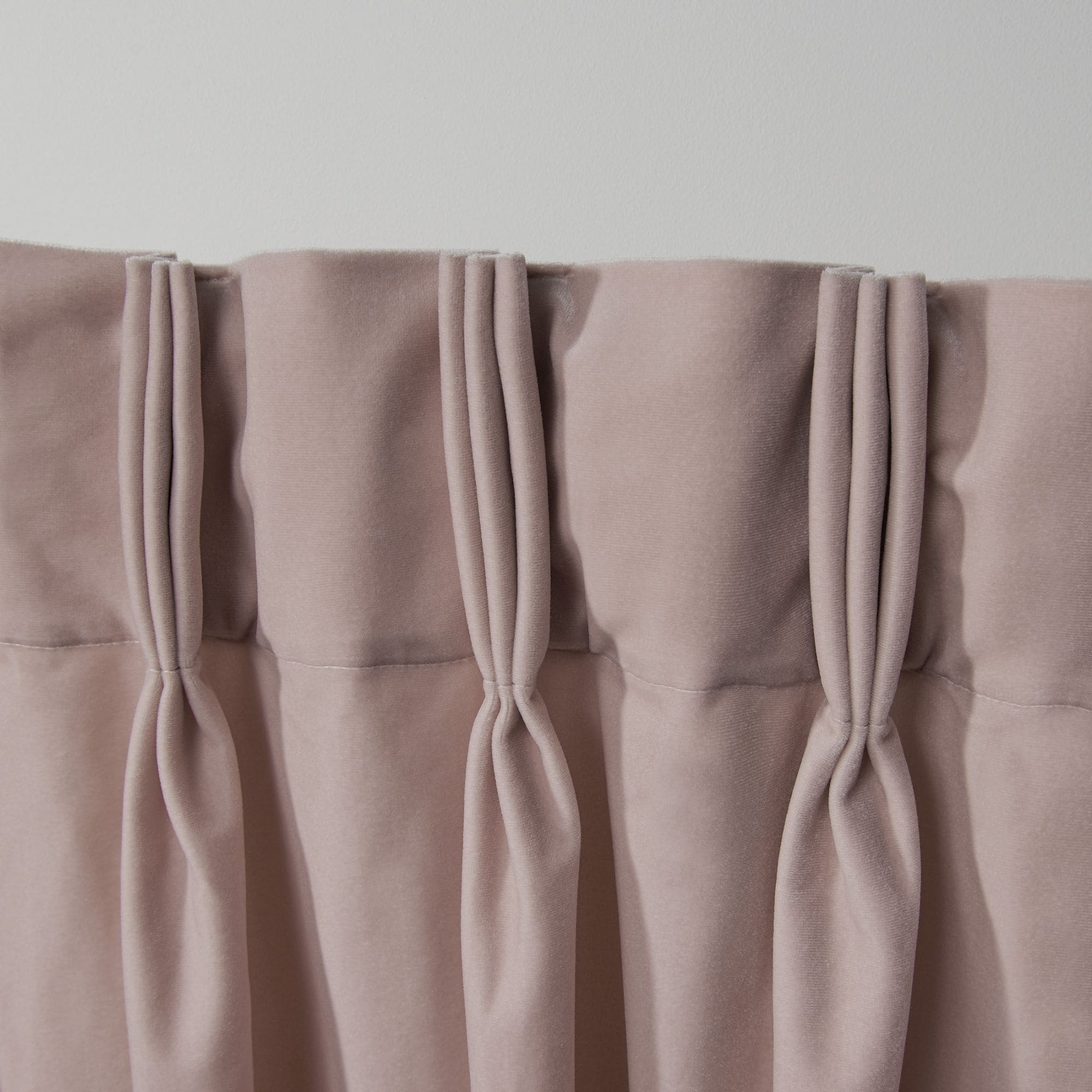 Exclusive Home 96-in Blush Light Filtering Pinch Pleat Curtain Panel ...